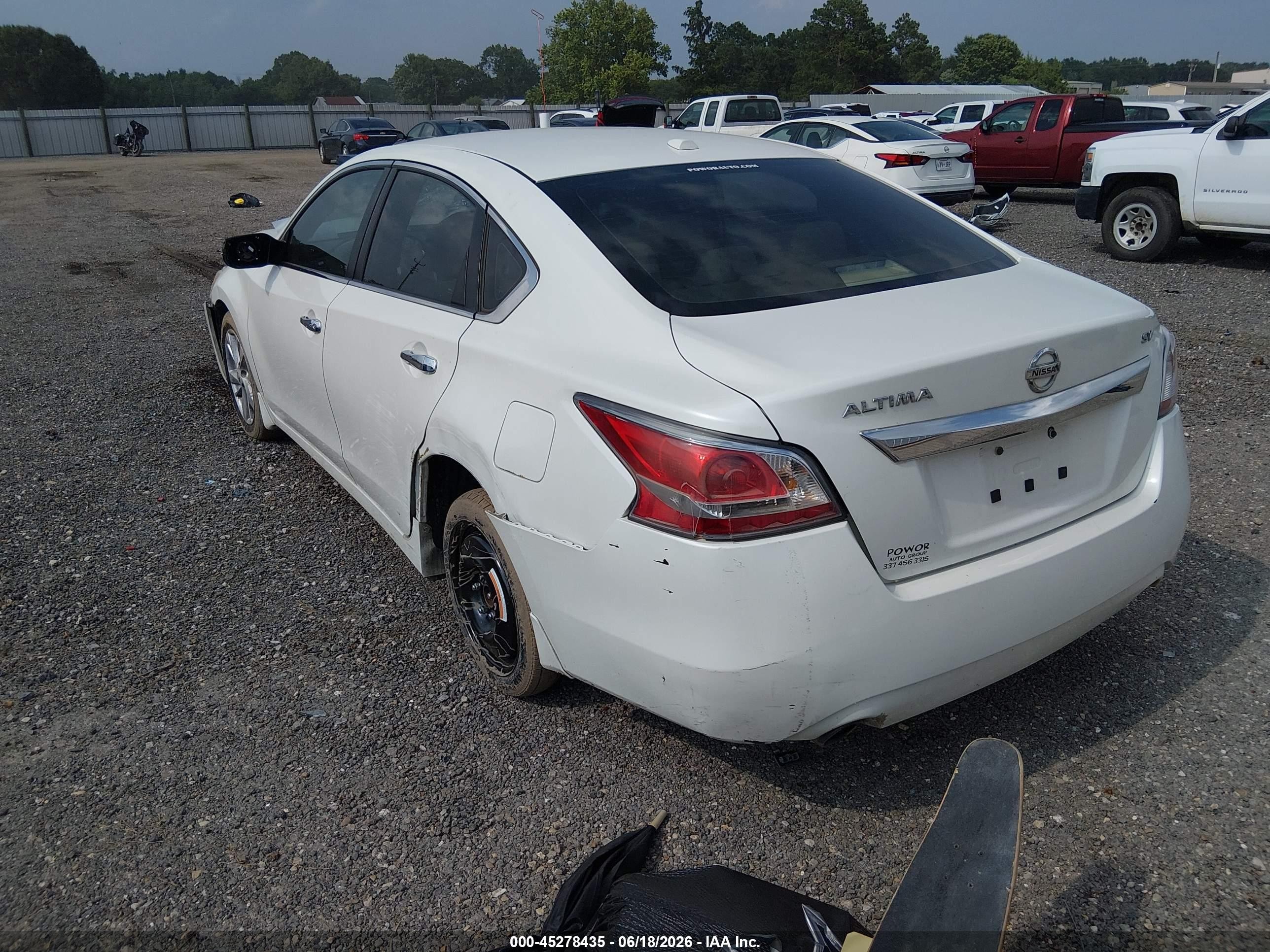 2015 Nissan Altima 2.5 Sv Белый vin: 1N4AL3AP5FC184194