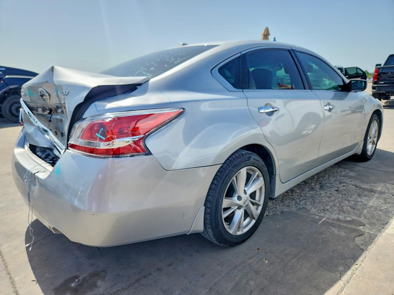 2015 Nissan Altima 2.5 Sv Silver vin: 1N4AL3AP5FC185085