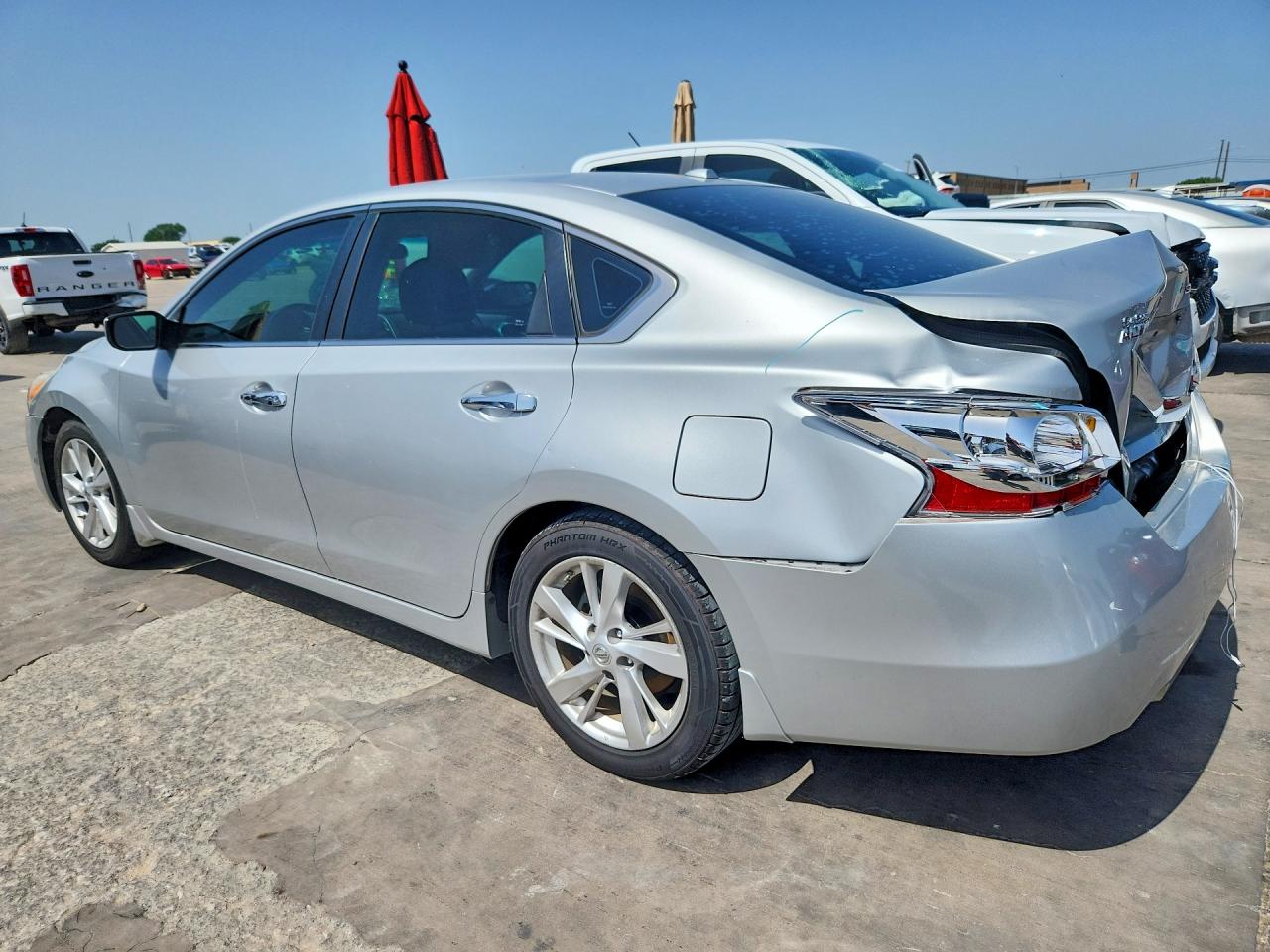 2015 Nissan Altima 2.5 Sv Silver vin: 1N4AL3AP5FC185085