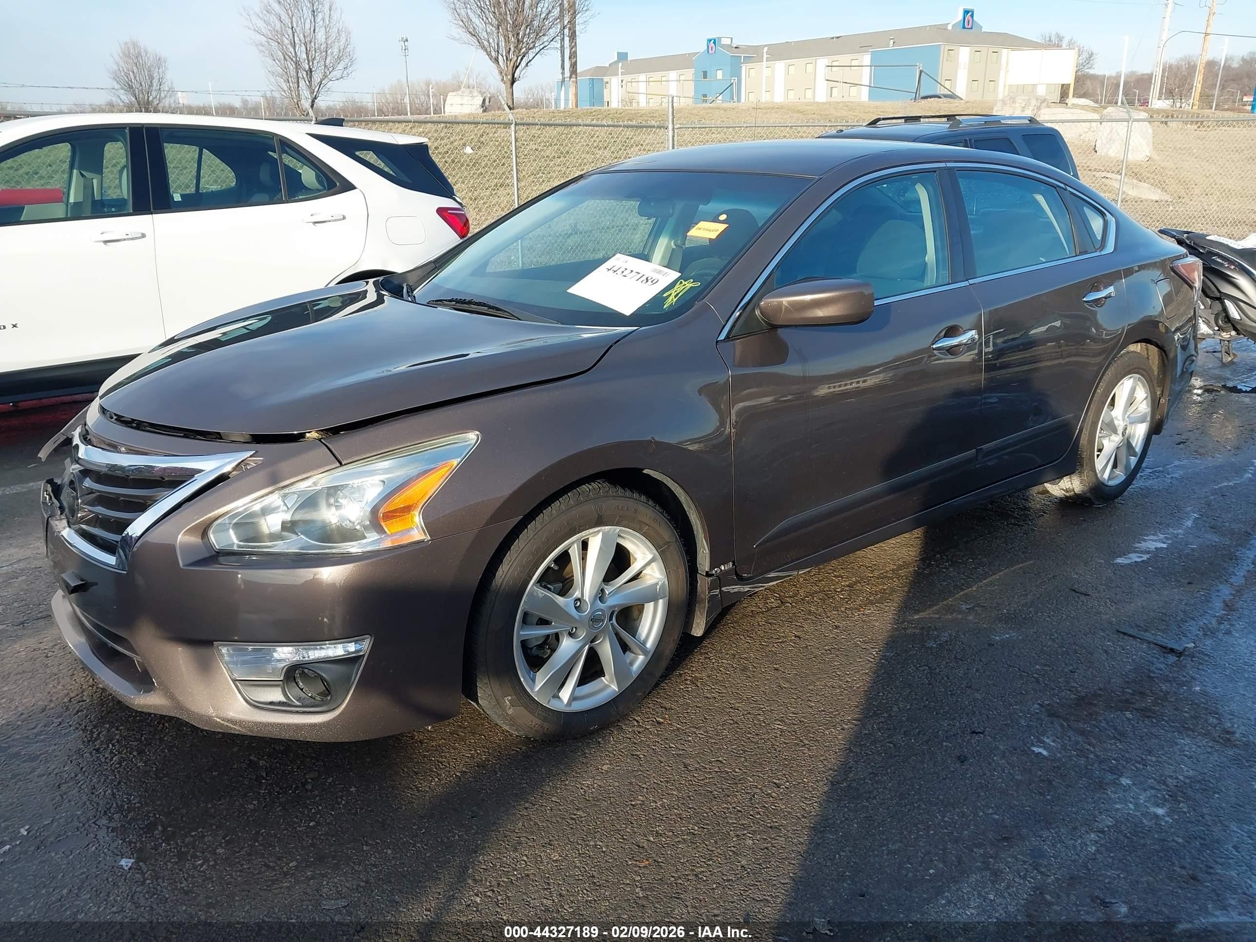2015 Nissan Altima 2.5 Sv Pewter vin: 1N4AL3AP5FC204167