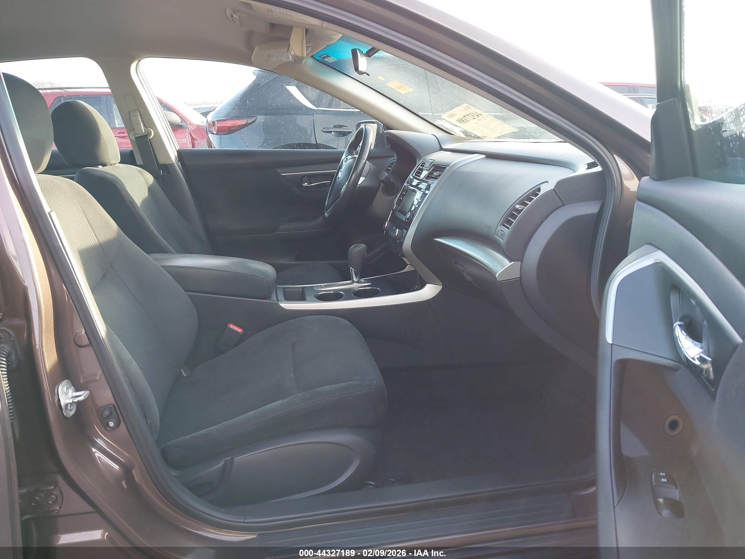 2015 Nissan Altima 2.5 Sv Pewter vin: 1N4AL3AP5FC204167