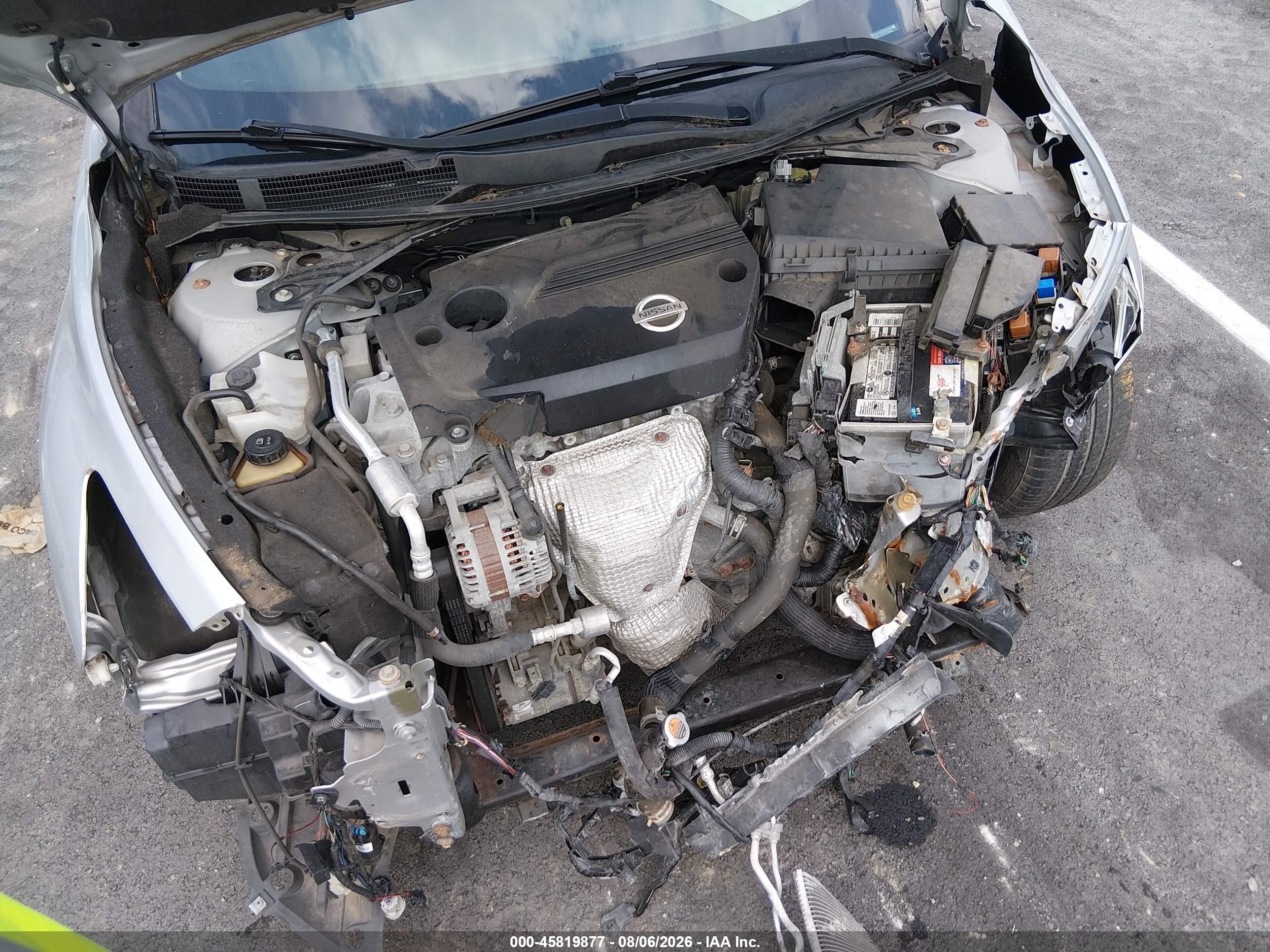 2015 Nissan Altima 2.5/2.5 S/2.5 Sl/2.5 Sv Серебряный vin: 1N4AL3AP5FC206646