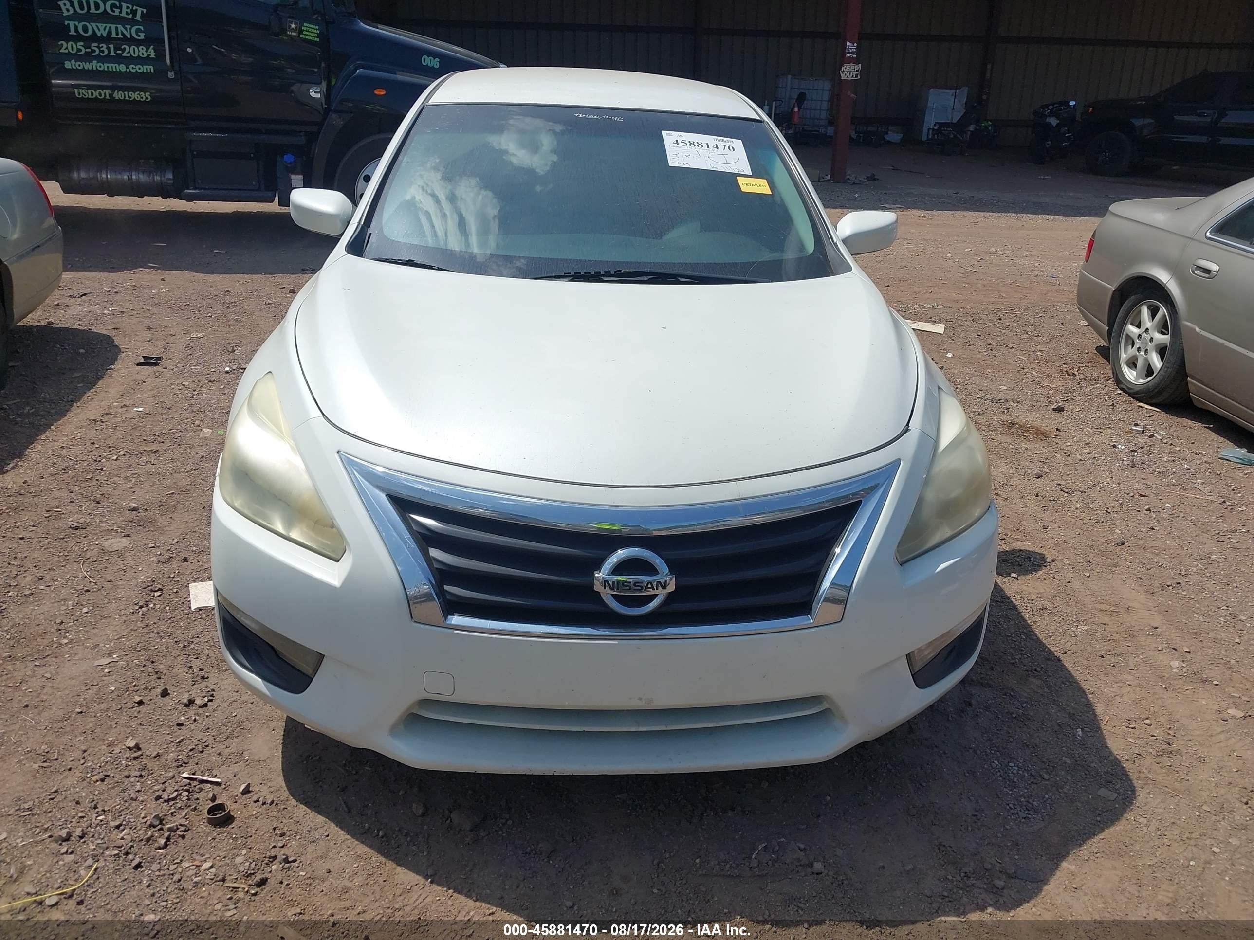 2015 Nissan Altima 2.5/2.5 S/2.5 Sl/2.5 Sv White vin: 1N4AL3AP5FC215914