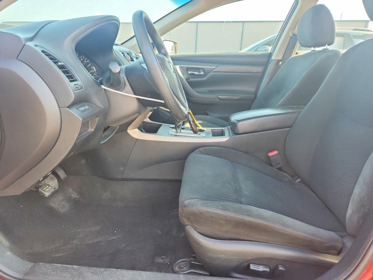 2015 Nissan Altima 2.5 S Red vin: 1N4AL3AP5FC260450