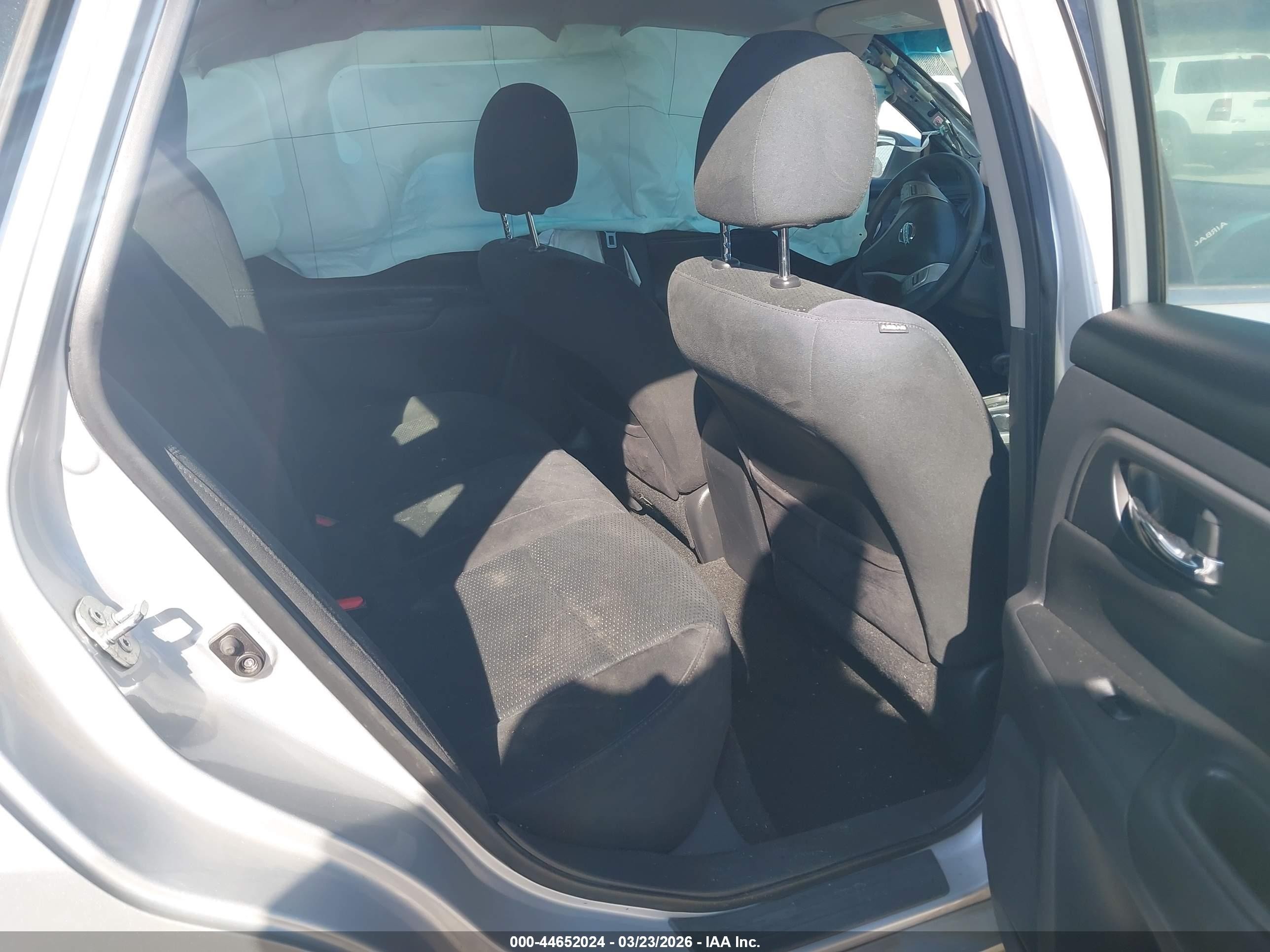 2015 Nissan Altima 2.5/2.5 S/2.5 Sl/2.5 Sv Silver vin: 1N4AL3AP5FC262294