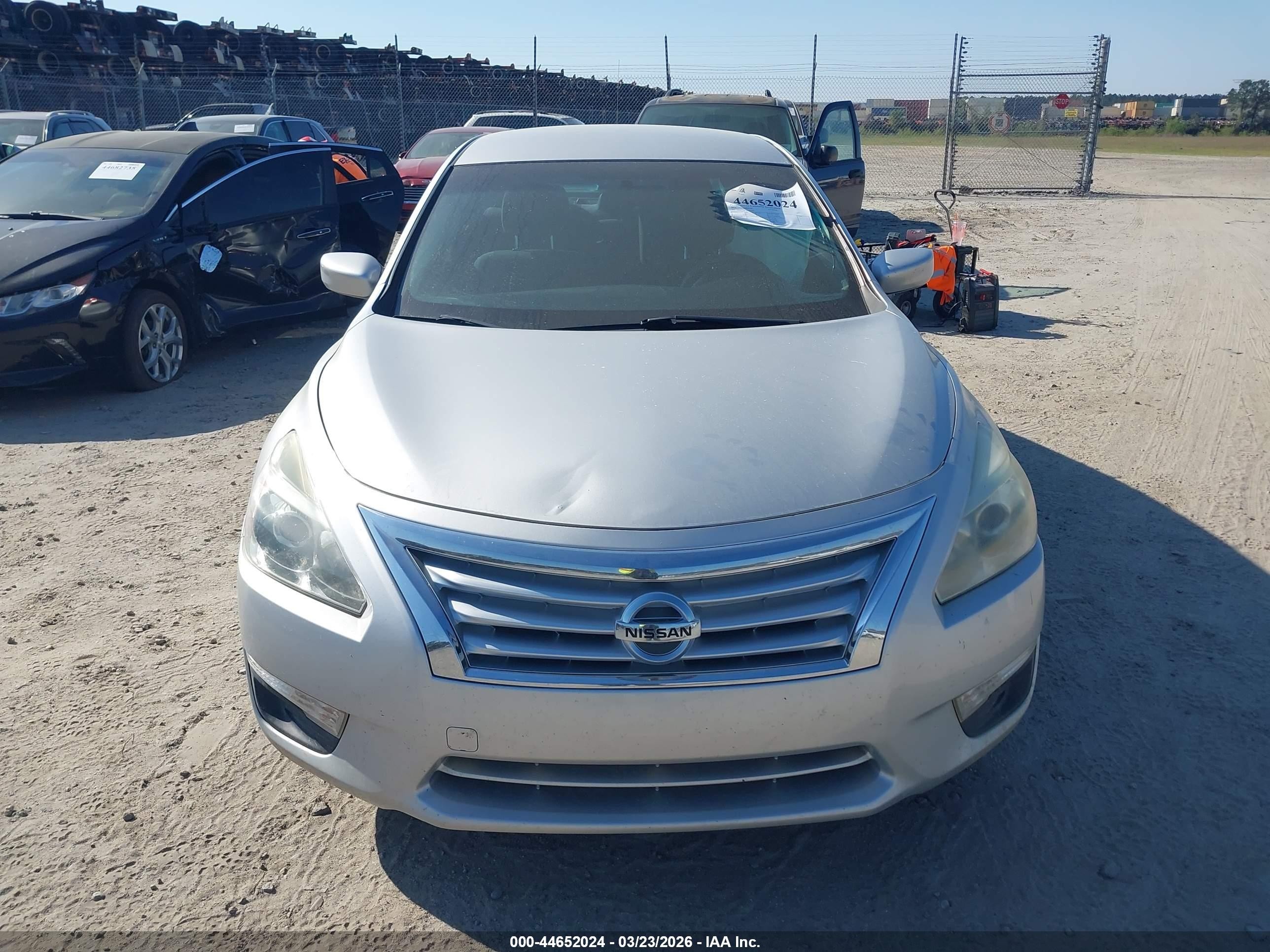 2015 Nissan Altima 2.5/2.5 S/2.5 Sl/2.5 Sv Silver vin: 1N4AL3AP5FC262294