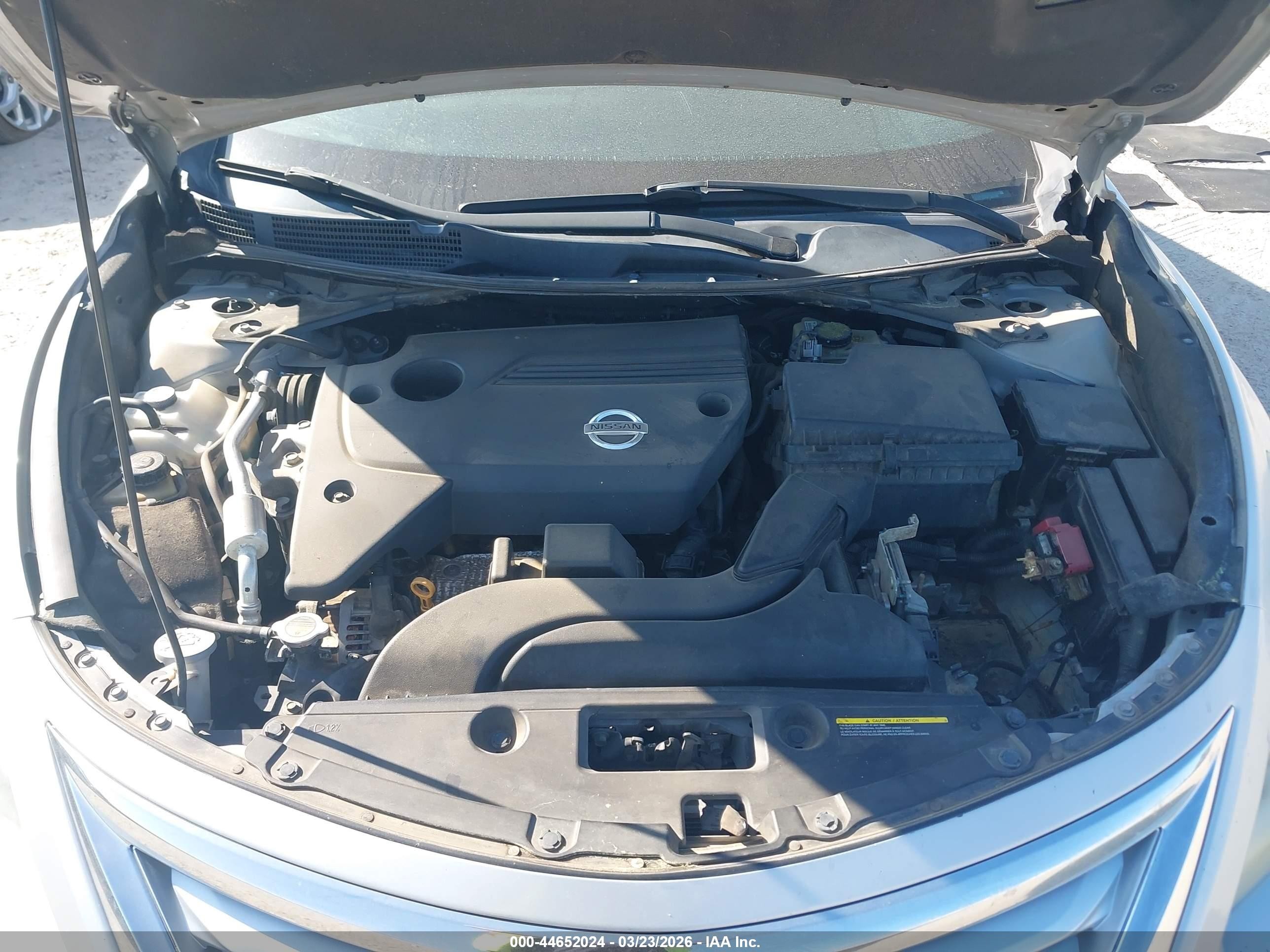 2015 Nissan Altima 2.5/2.5 S/2.5 Sl/2.5 Sv Silver vin: 1N4AL3AP5FC262294