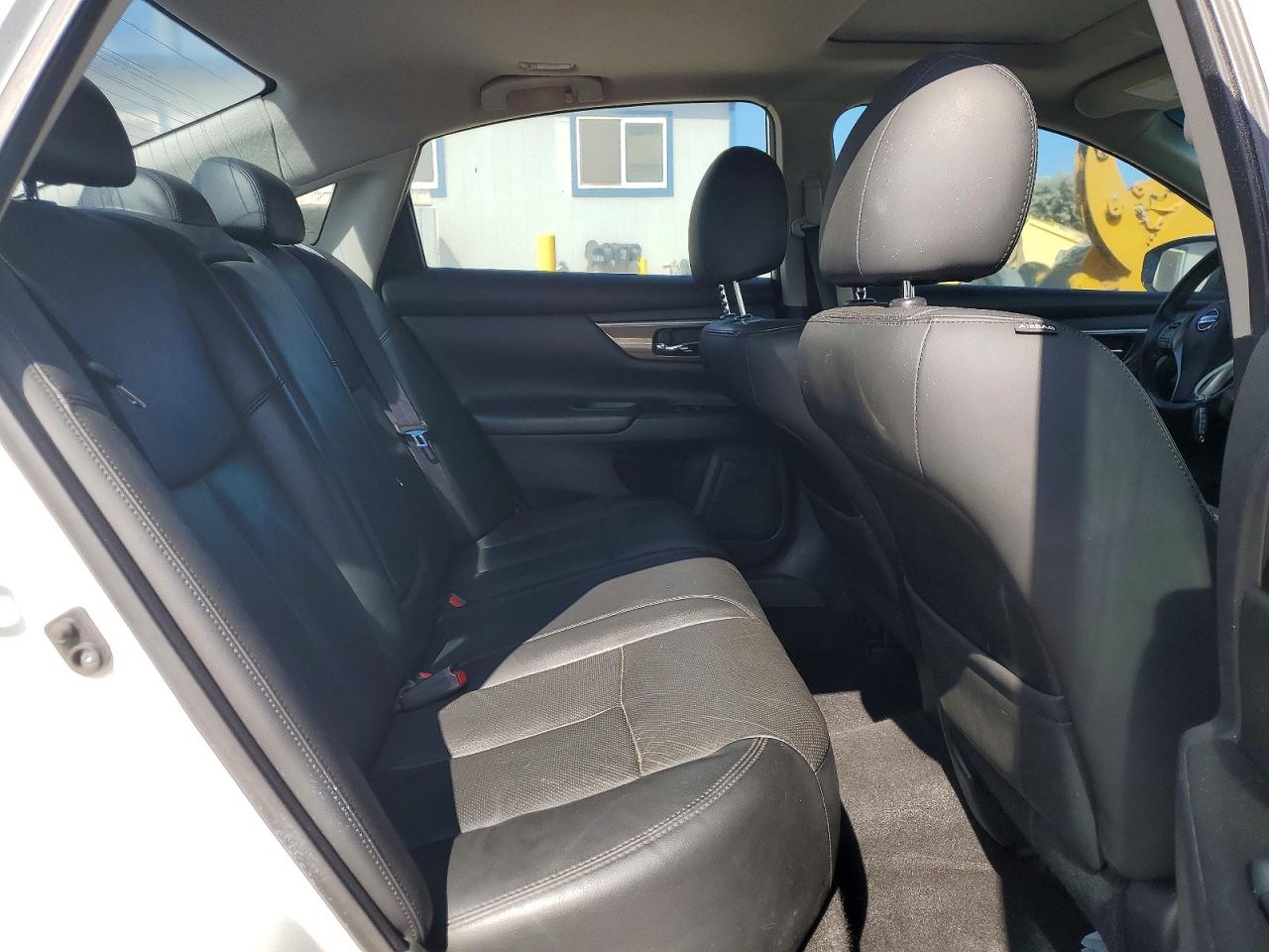 2015 Nissan Altima 2.5 Sl White vin: 1N4AL3AP5FC414736