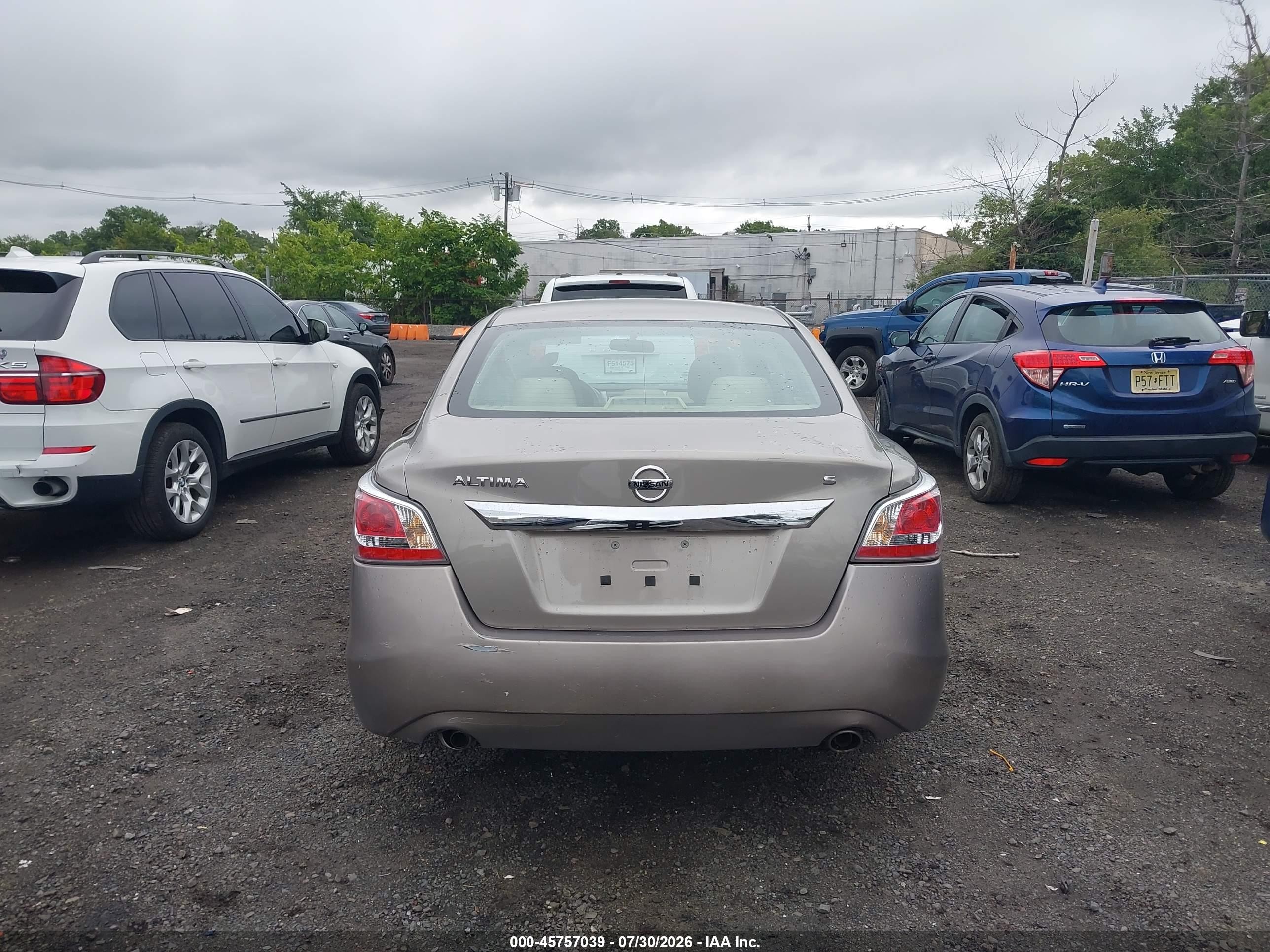 2015 Nissan Altima 2.5 S Beige vin: 1N4AL3AP5FC417264