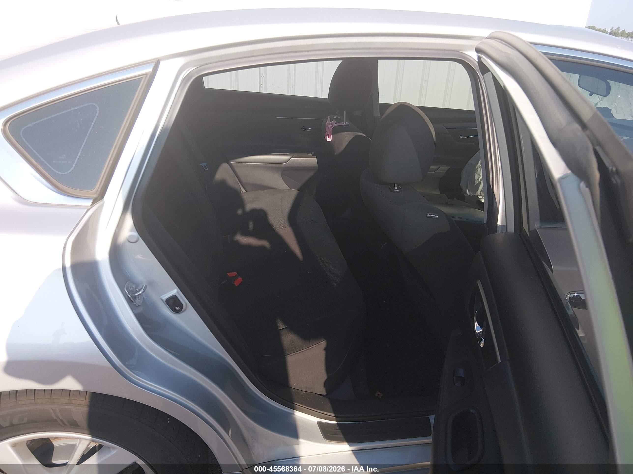 2015 Nissan Altima 2.5 Sv Silver vin: 1N4AL3AP5FC431181