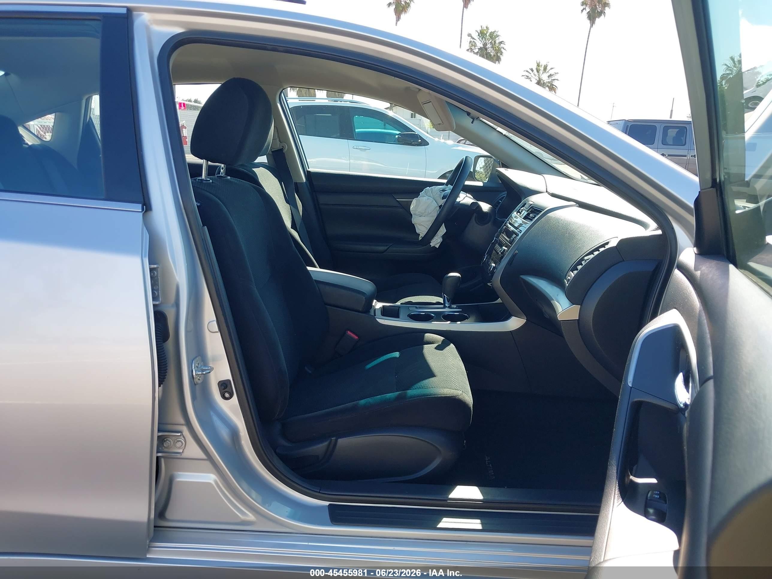 2015 Nissan Altima 2.5/2.5 S/2.5 Sl/2.5 Sv Silver vin: 1N4AL3AP5FC436851