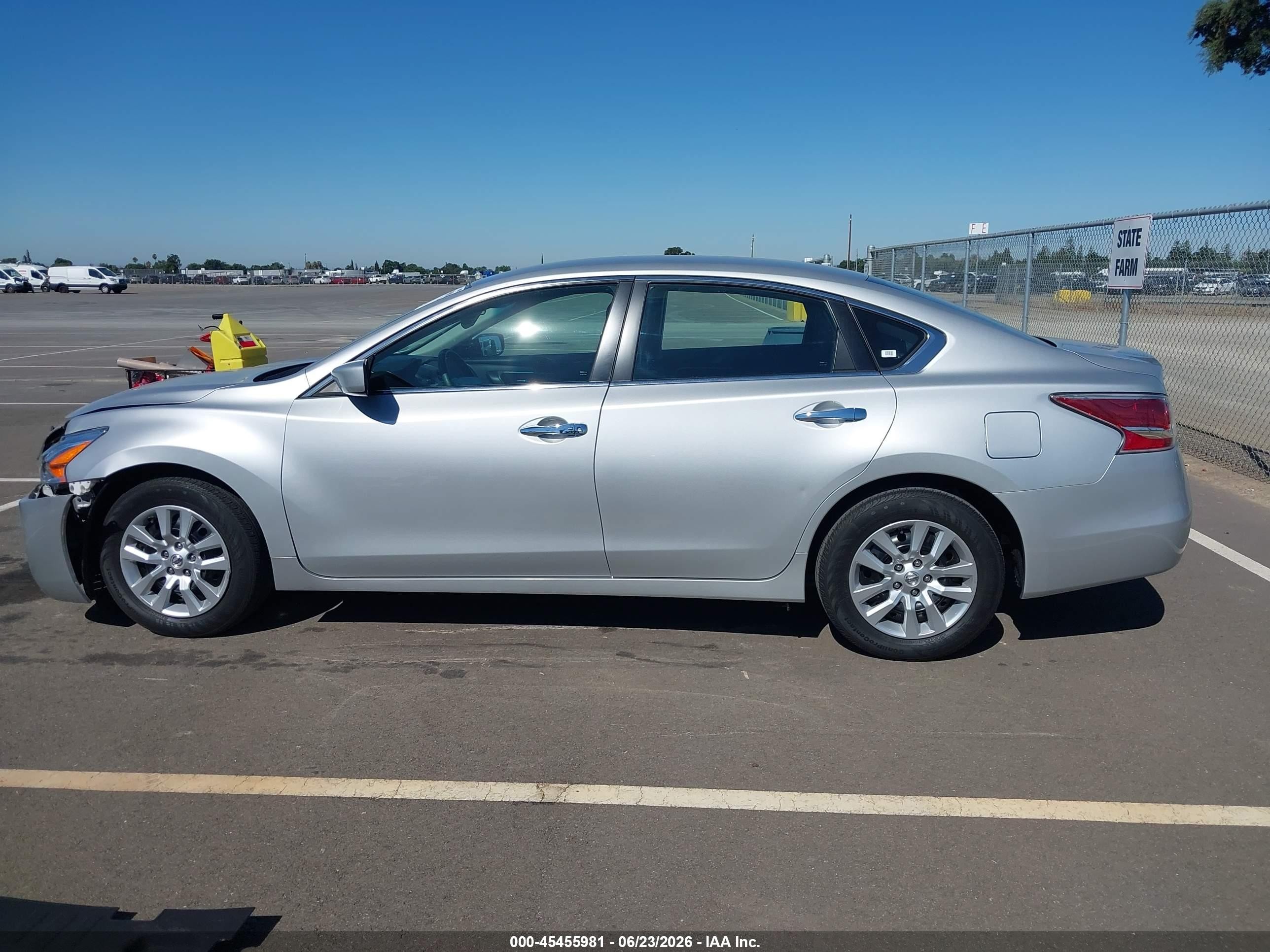 2015 Nissan Altima 2.5/2.5 S/2.5 Sl/2.5 Sv Silver vin: 1N4AL3AP5FC436851