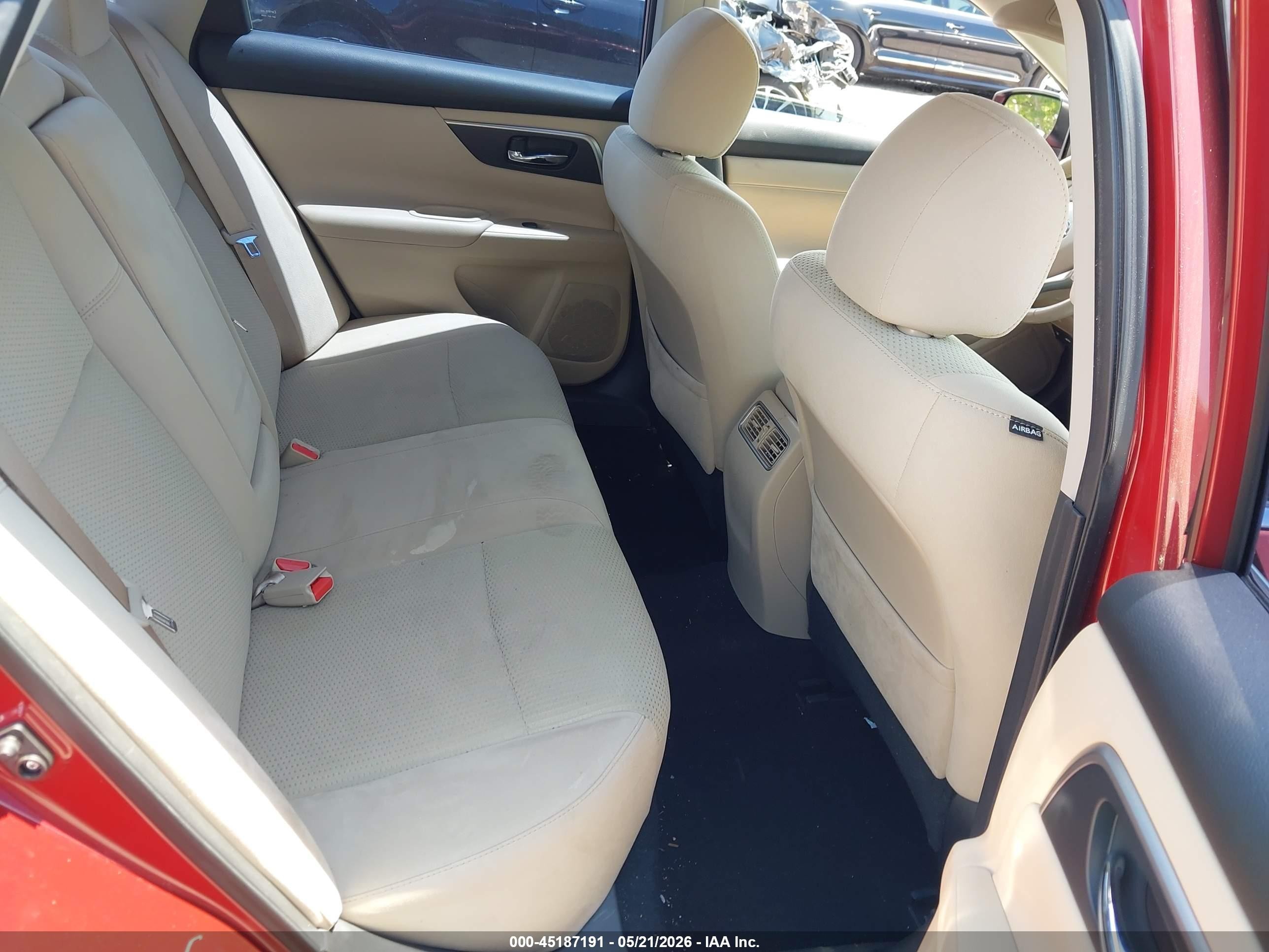 2015 Nissan Altima 2.5 Sv Burgundy vin: 1N4AL3AP5FC437546