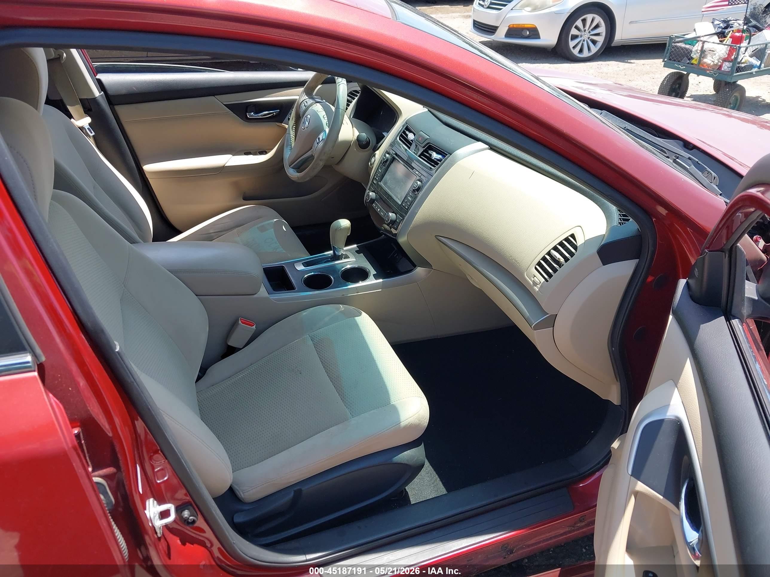 2015 Nissan Altima 2.5 Sv Burgundy vin: 1N4AL3AP5FC437546