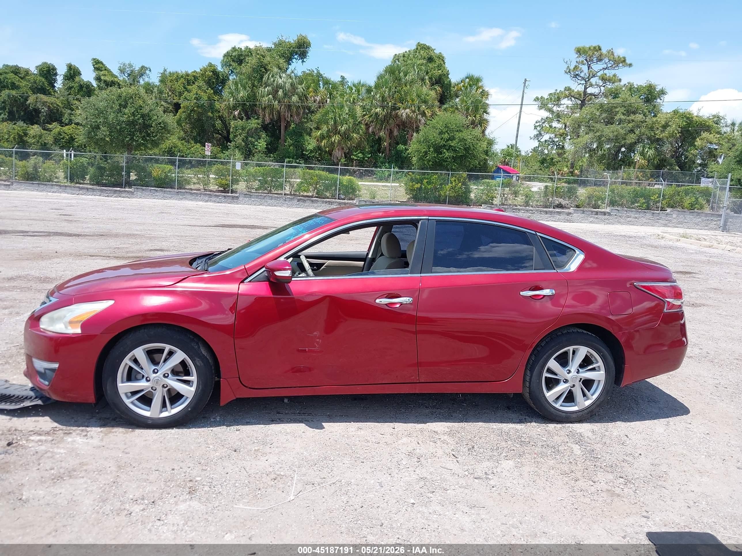 2015 Nissan Altima 2.5 Sv Burgundy vin: 1N4AL3AP5FC437546