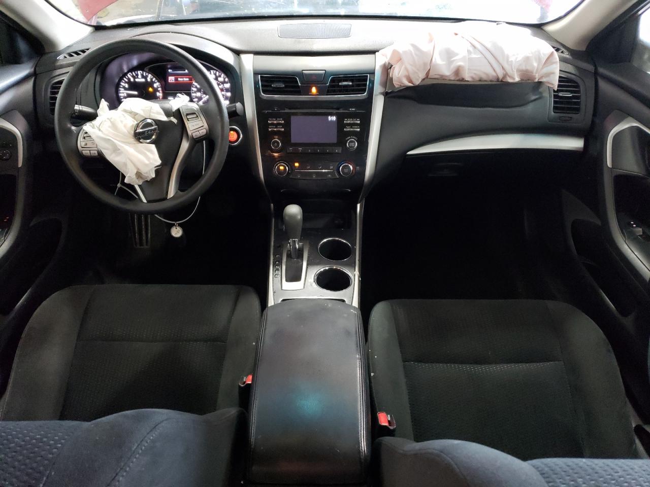 2015 Nissan Altima 2.5 Red vin: 1N4AL3AP5FC439376