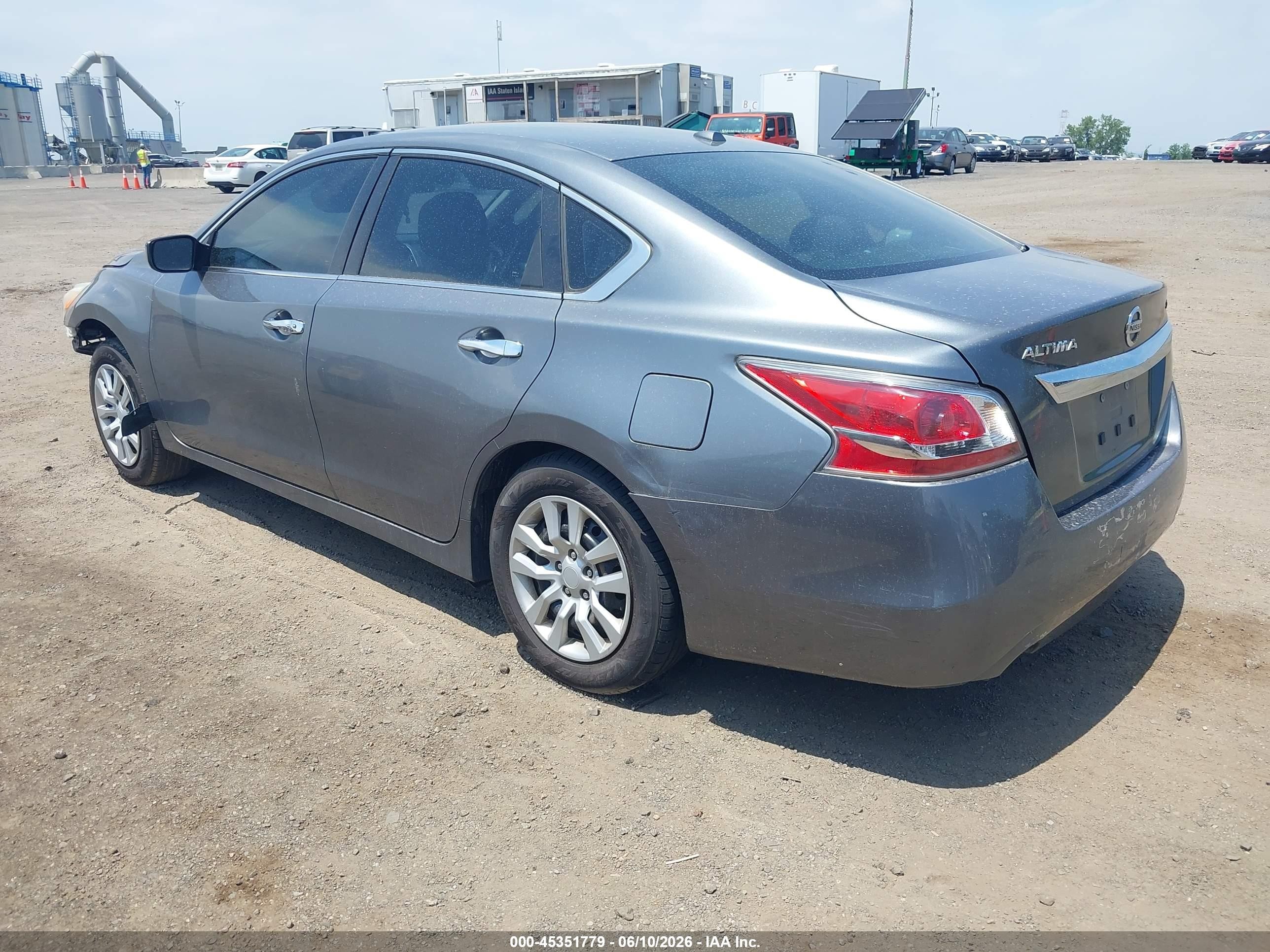 2015 Nissan Altima 2.5/2.5 S/2.5 Sl/2.5 Sv Серый vin: 1N4AL3AP5FC454654