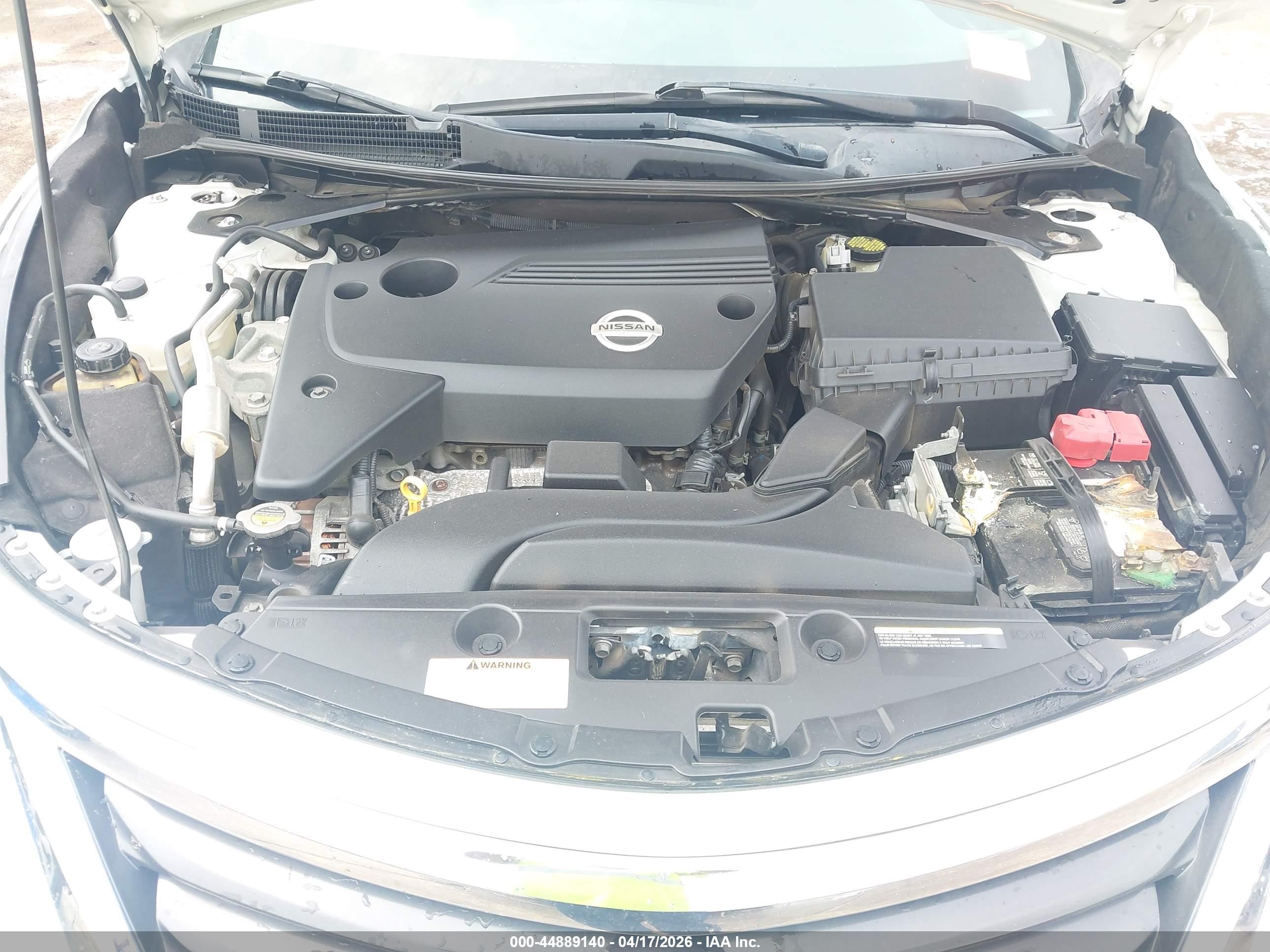 2015 Nissan Altima 2.5 S White vin: 1N4AL3AP5FC471602