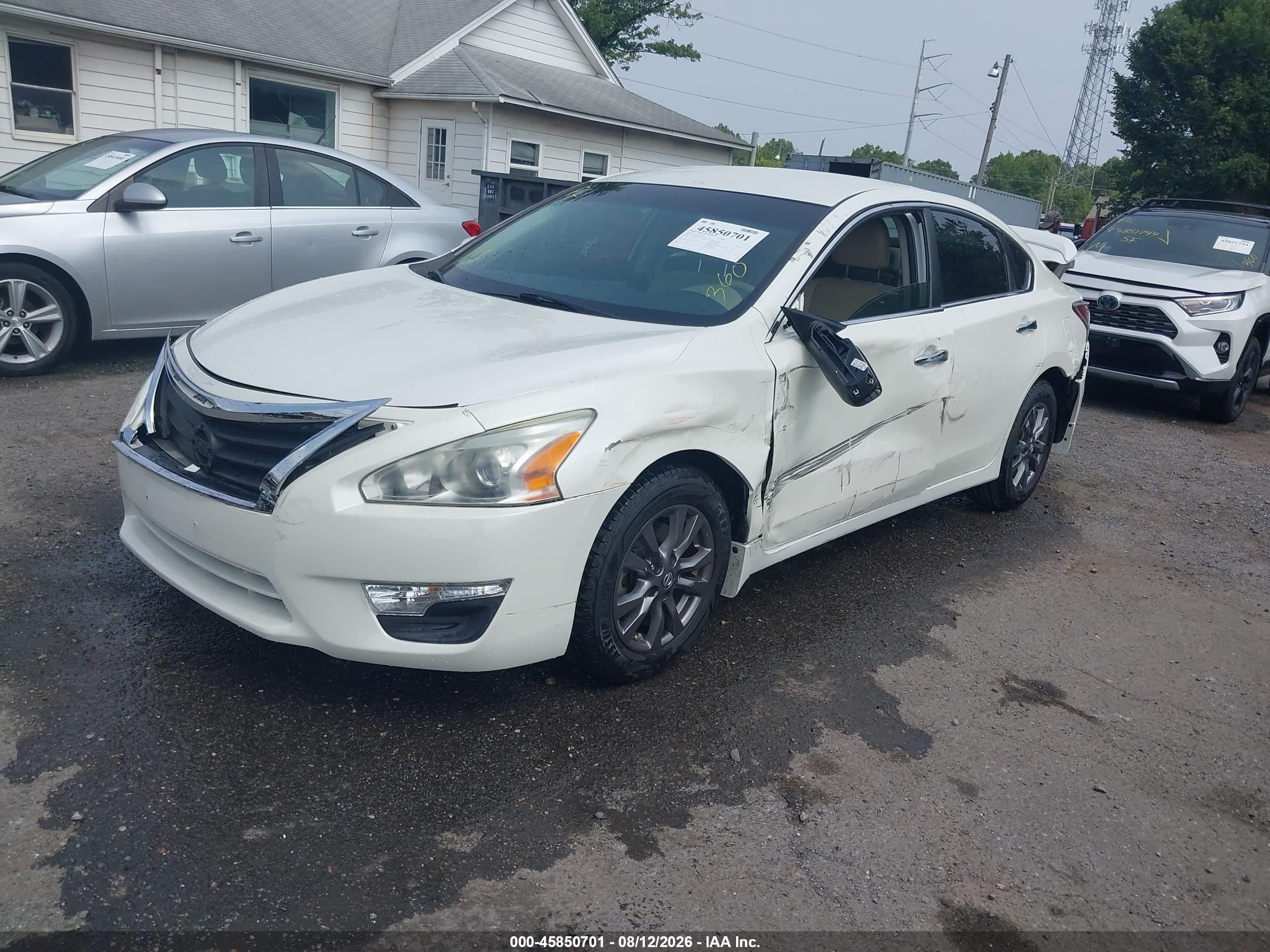 2015 Nissan Altima 2.5 S White vin: 1N4AL3AP5FC476816