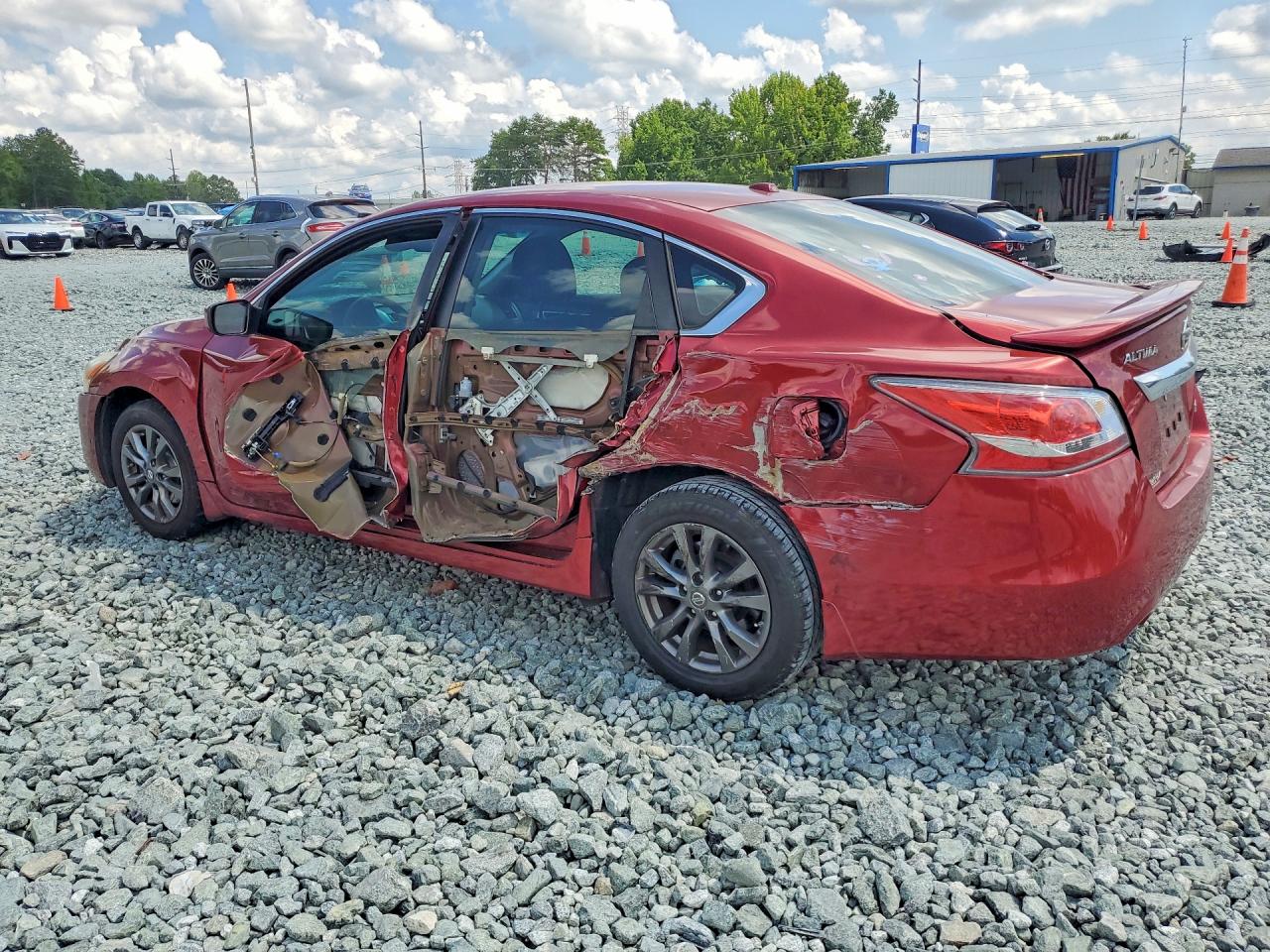 2015 Nissan Altima 2.5 S Темно-бордовый vin: 1N4AL3AP5FC493812