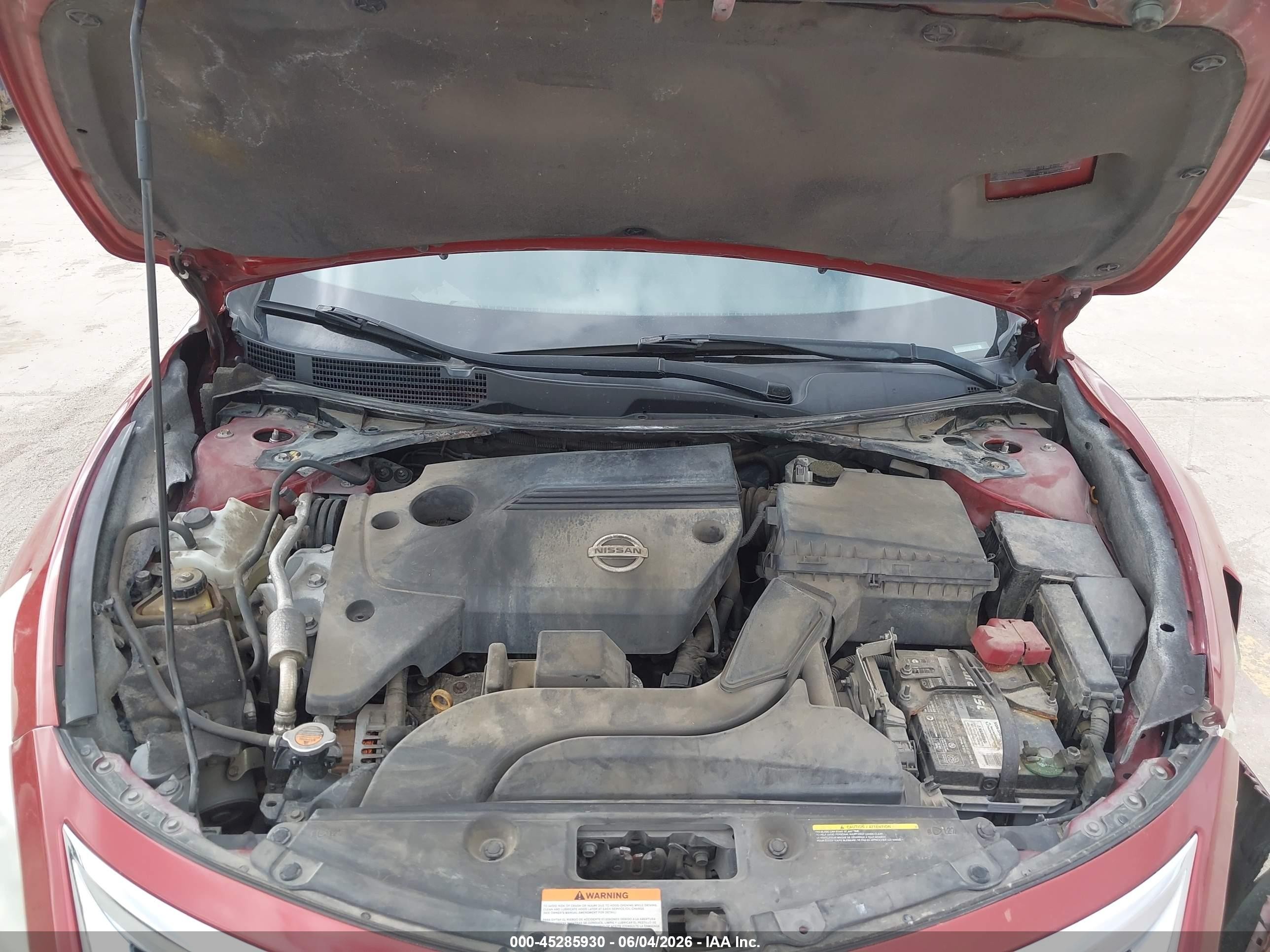 2015 Nissan Altima 2.5 S Red vin: 1N4AL3AP5FC573143