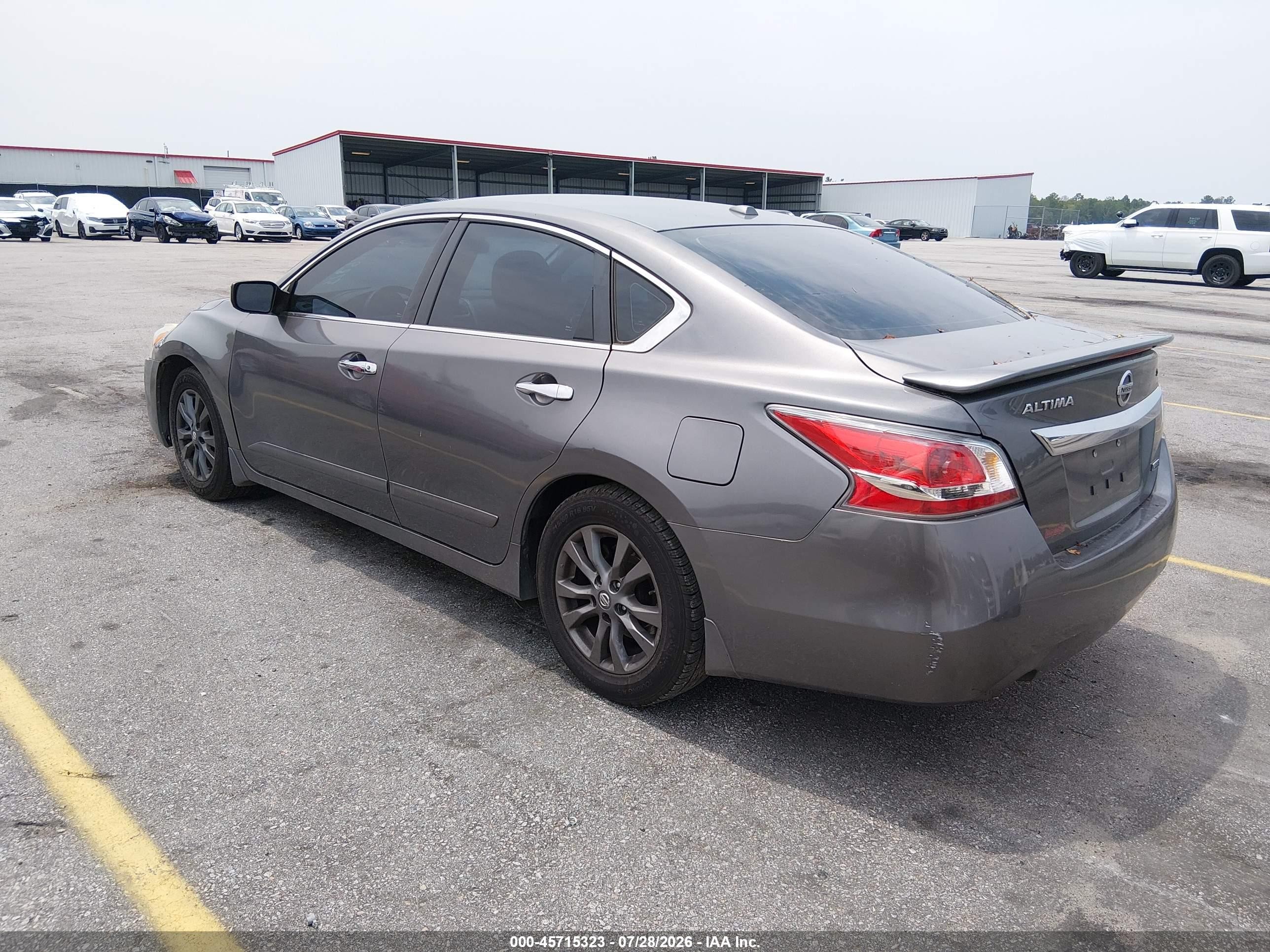 2015 Nissan Altima 2.5 S Gray vin: 1N4AL3AP5FC578925