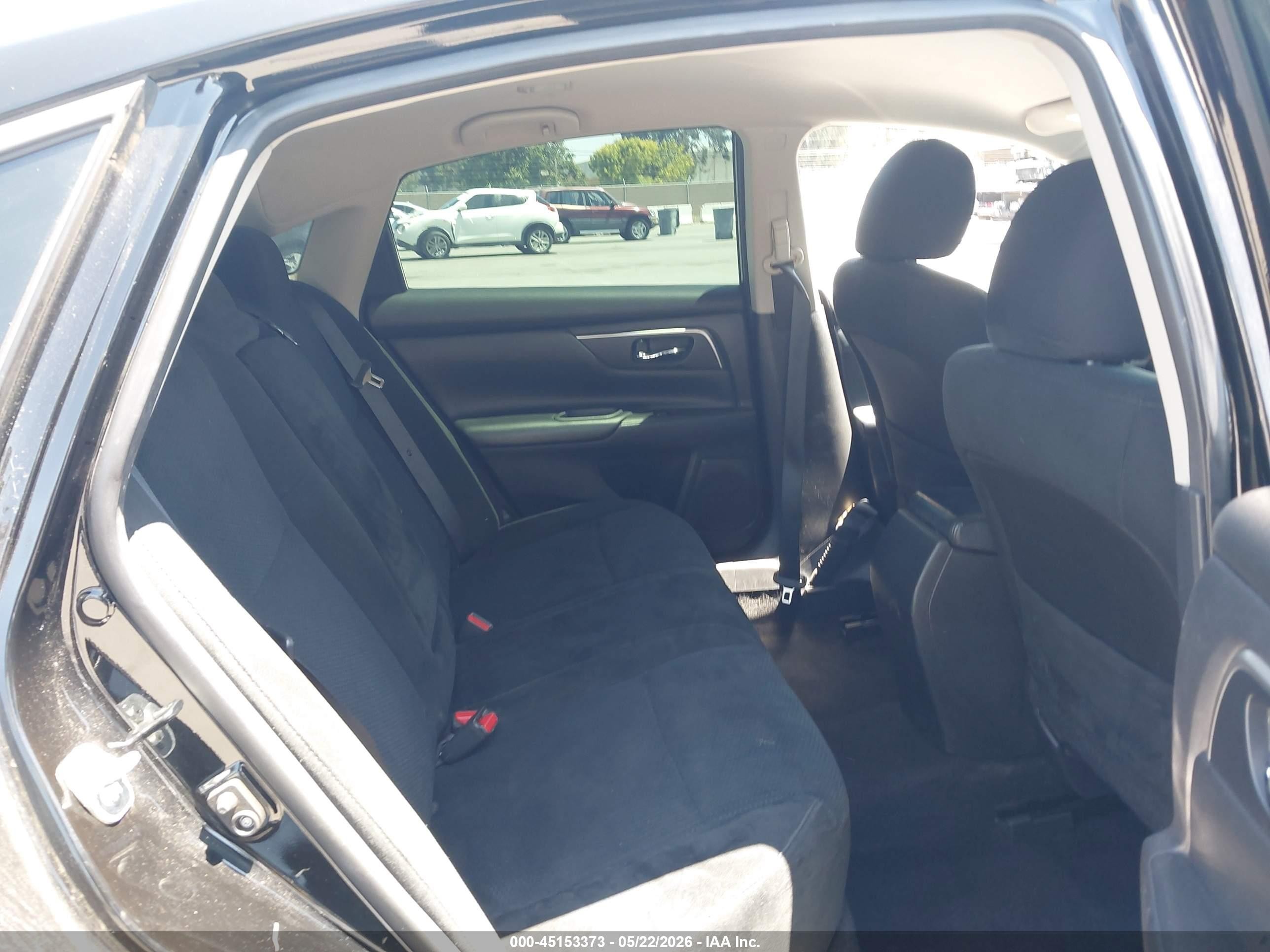 2015 Nissan Altima 2.5 S Черный vin: 1N4AL3AP5FC581419