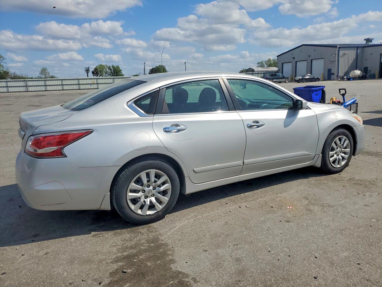 2015 Nissan Altima 2.5 S Silver vin: 1N4AL3AP5FC583557