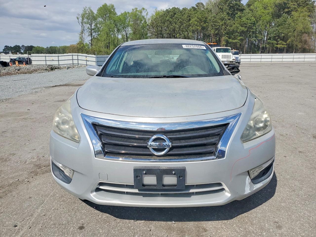 2015 Nissan Altima 2.5 S Silver vin: 1N4AL3AP5FC583557