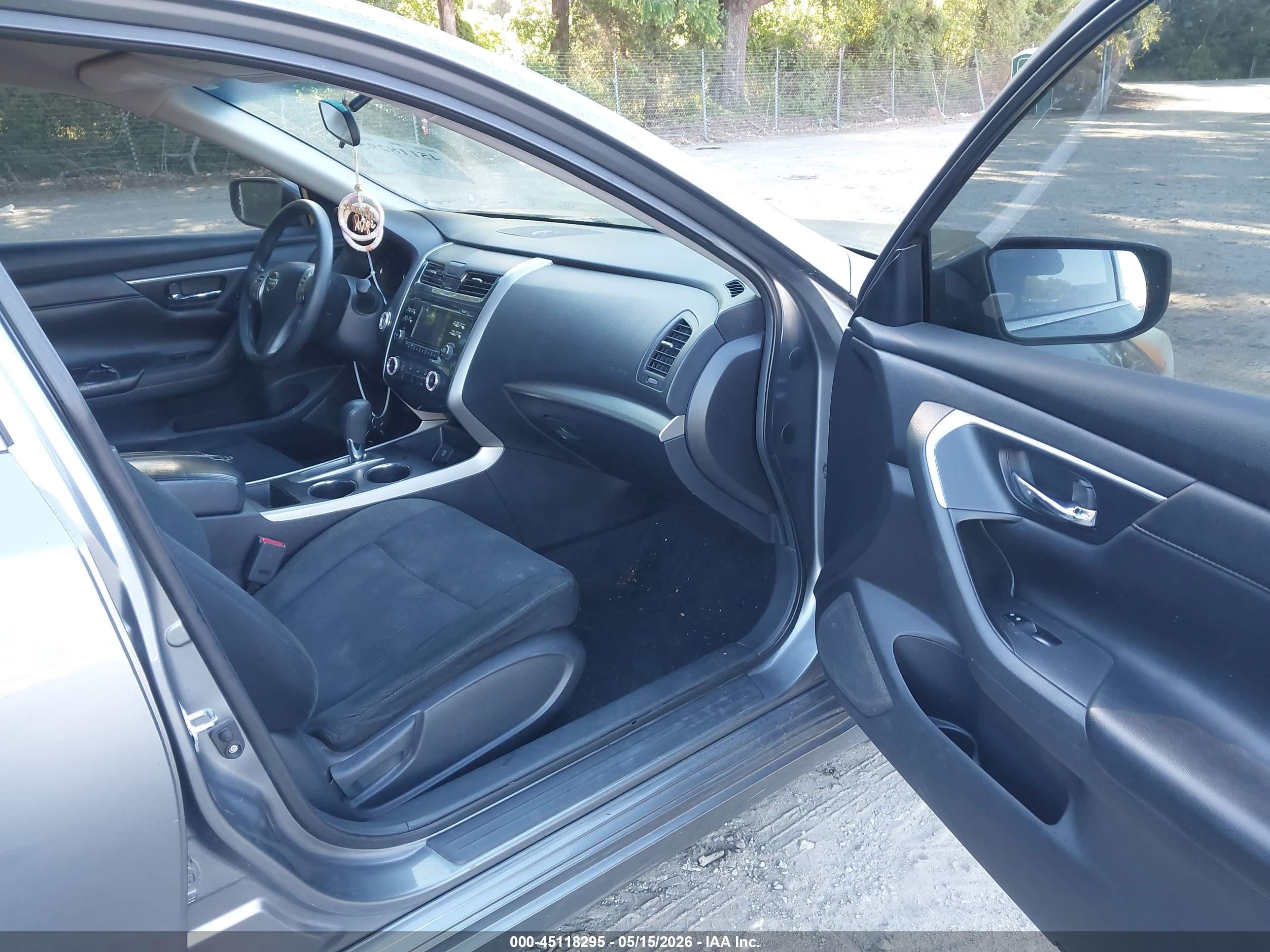 2015 Nissan Altima 2.5 S Gray vin: 1N4AL3AP5FC584420