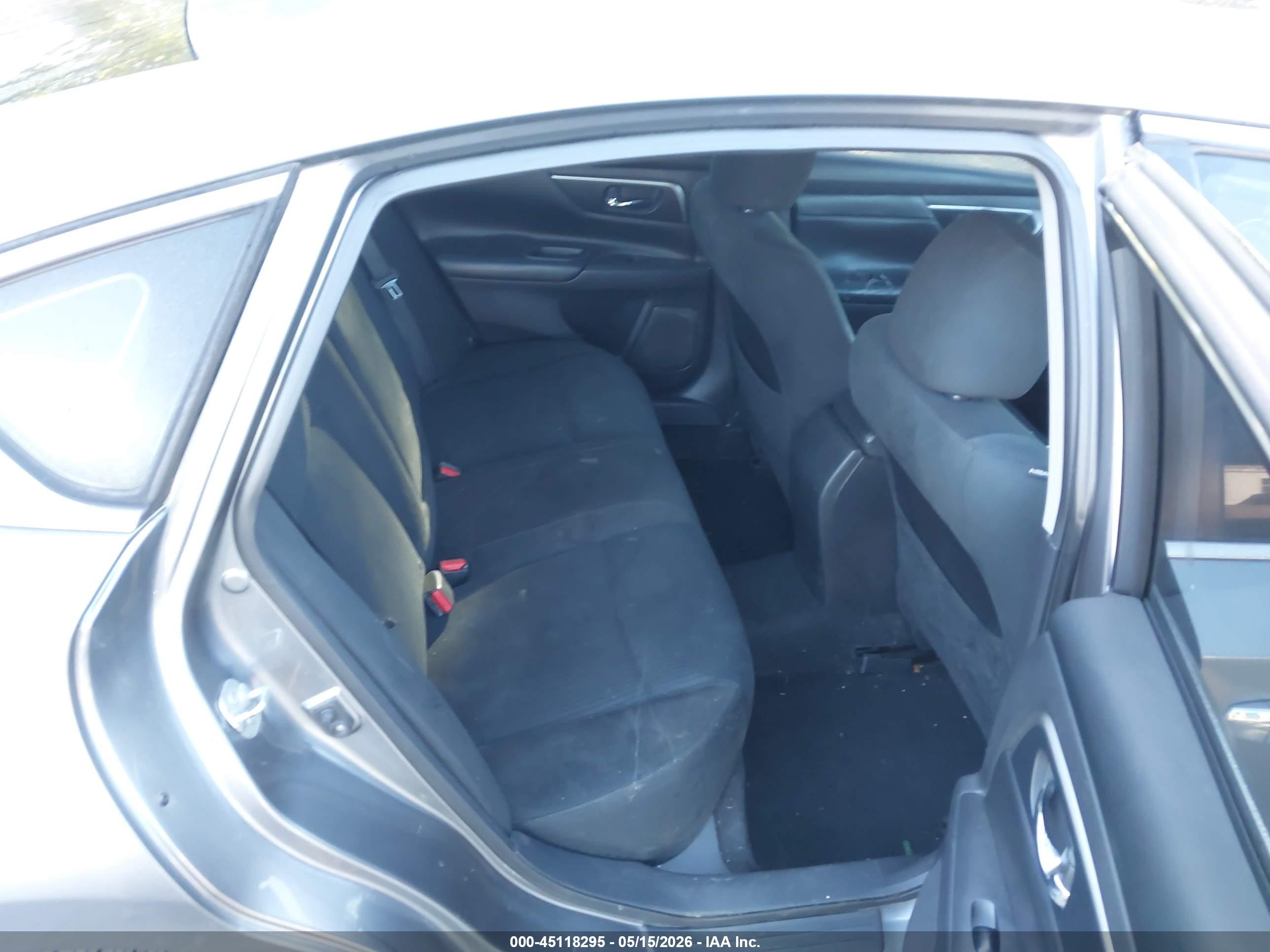 2015 Nissan Altima 2.5 S Gray vin: 1N4AL3AP5FC584420