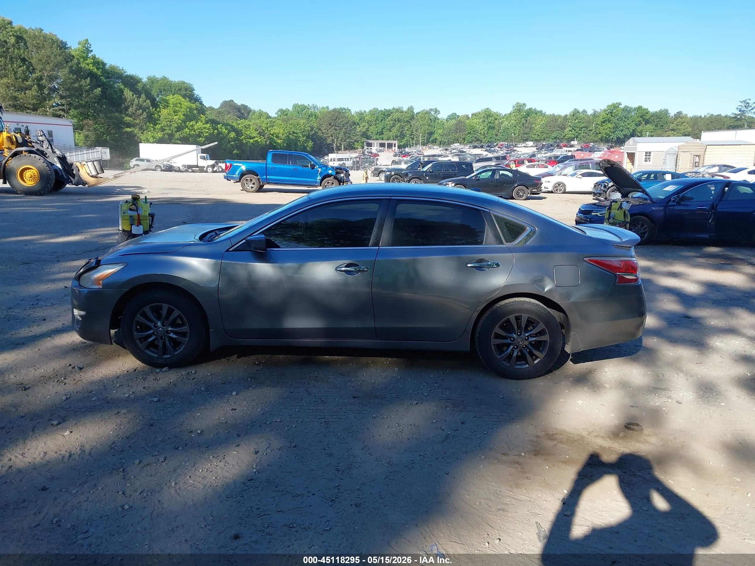 2015 Nissan Altima 2.5 S Gray vin: 1N4AL3AP5FC584420