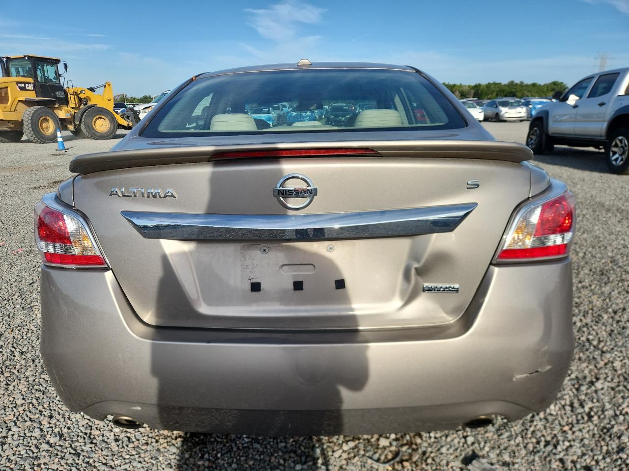 2015 Nissan Altima 2.5 S Tan vin: 1N4AL3AP5FC586488