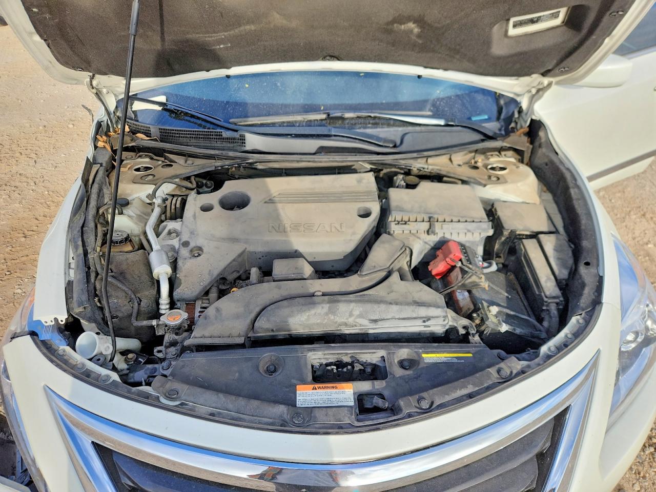 2015 Nissan Altima 2.5 S White vin: 1N4AL3AP5FC589522