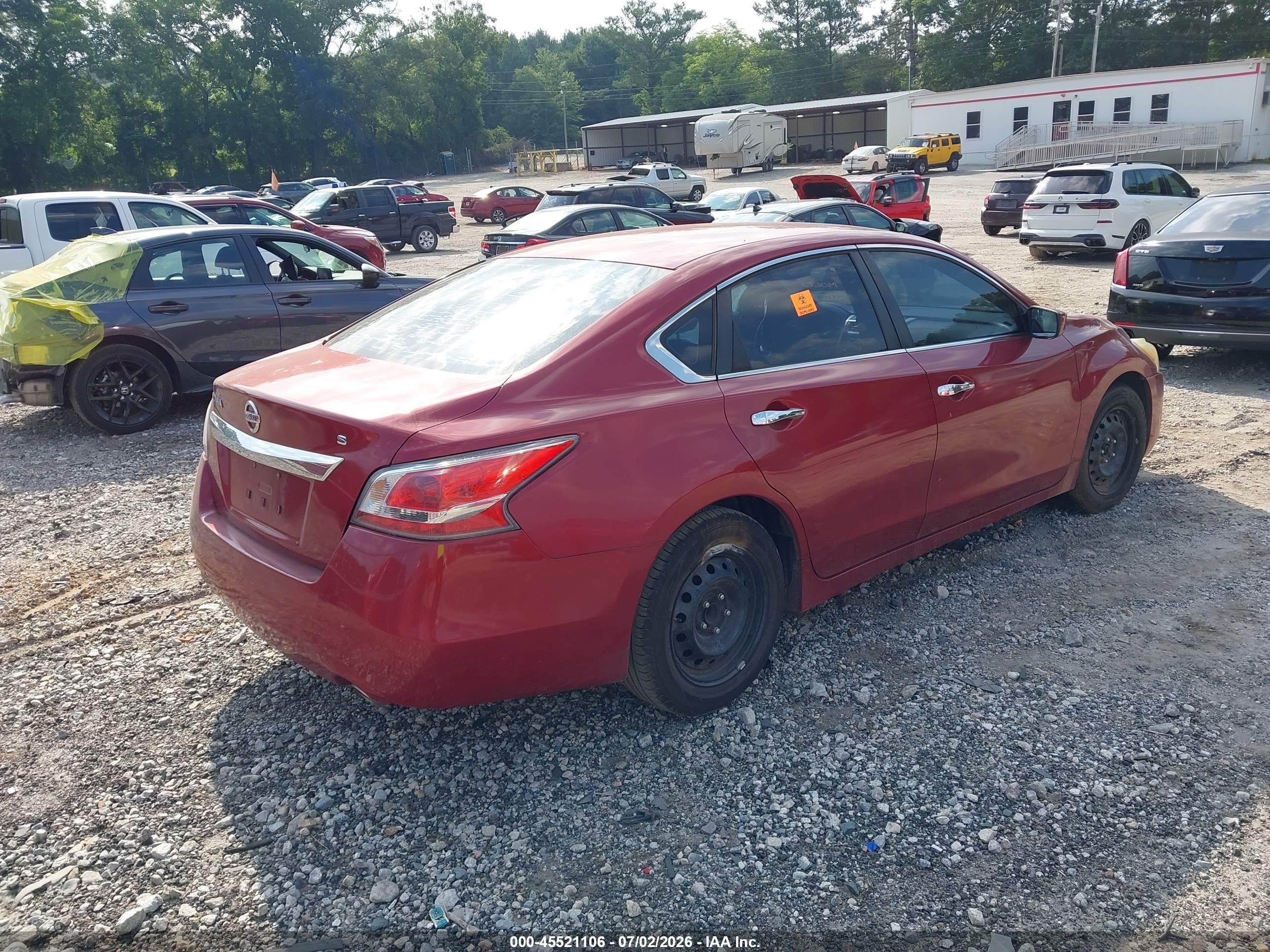2015 Nissan Altima 2.5/2.5 S/2.5 Sl/2.5 Sv Red vin: 1N4AL3AP5FN301163