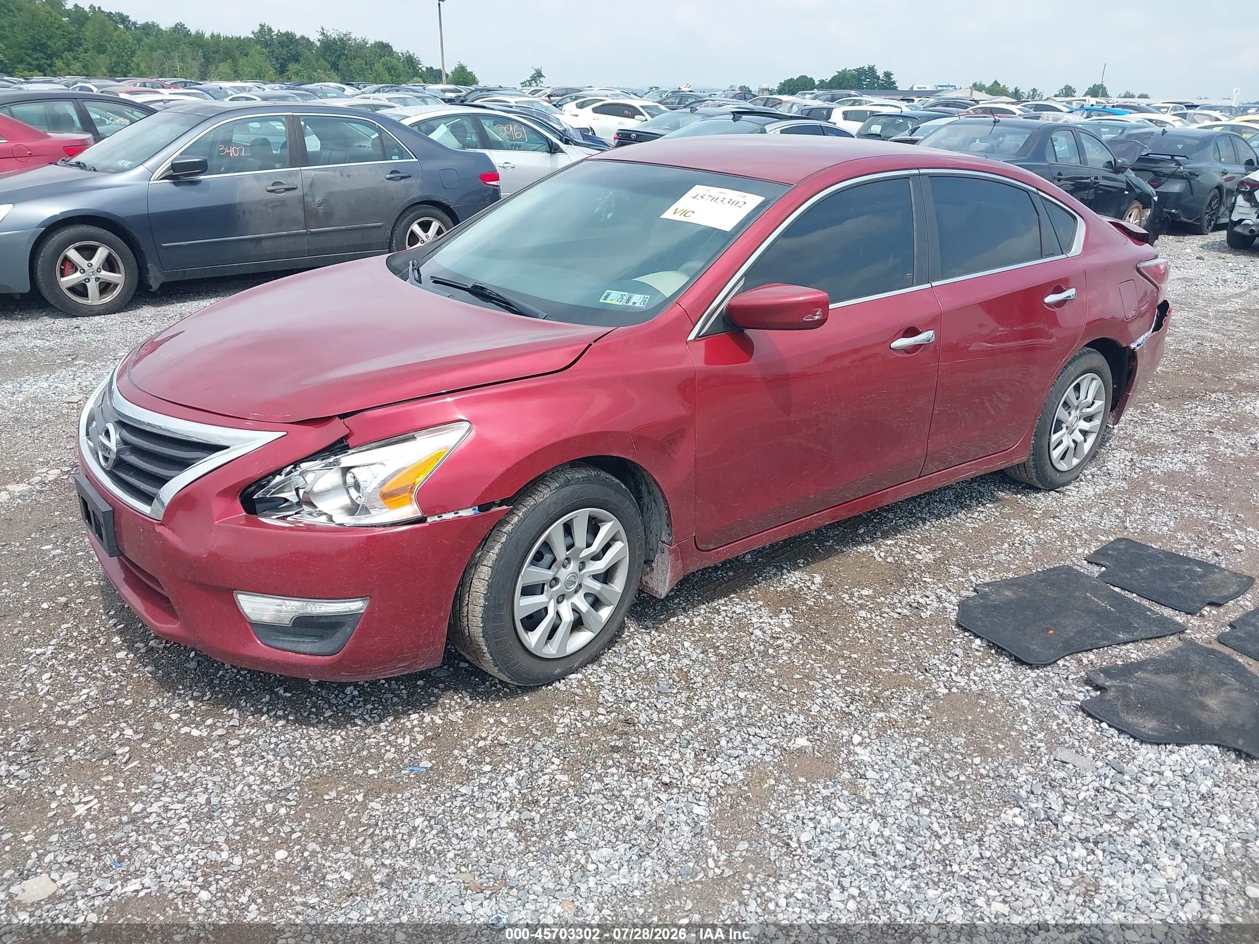 2015 Nissan Altima 2.5 S Red vin: 1N4AL3AP5FN310932