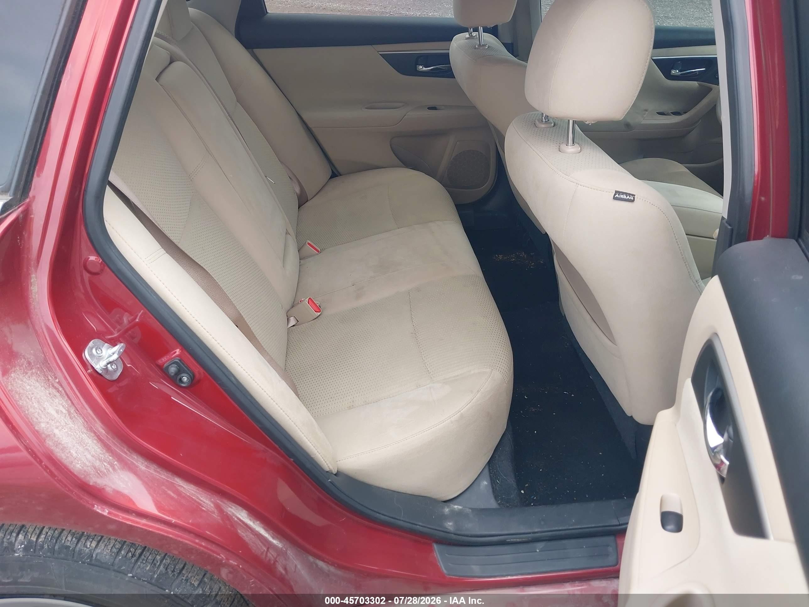 2015 Nissan Altima 2.5 S Red vin: 1N4AL3AP5FN310932