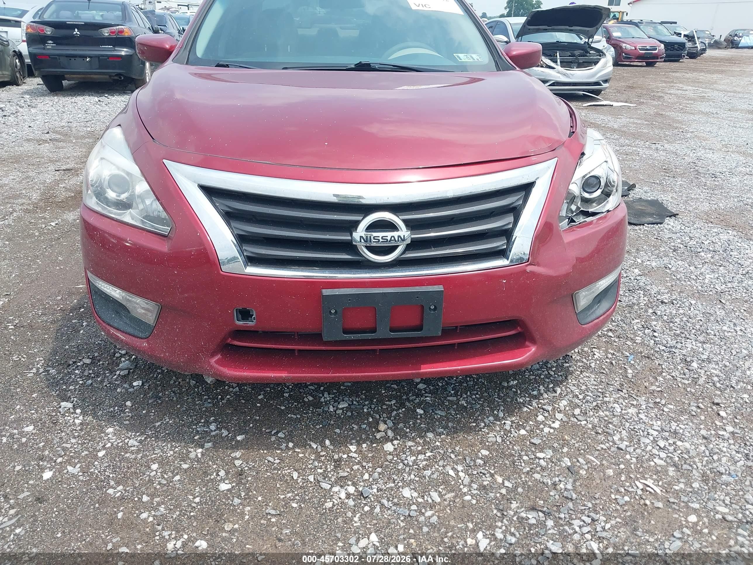 2015 Nissan Altima 2.5 S Red vin: 1N4AL3AP5FN310932