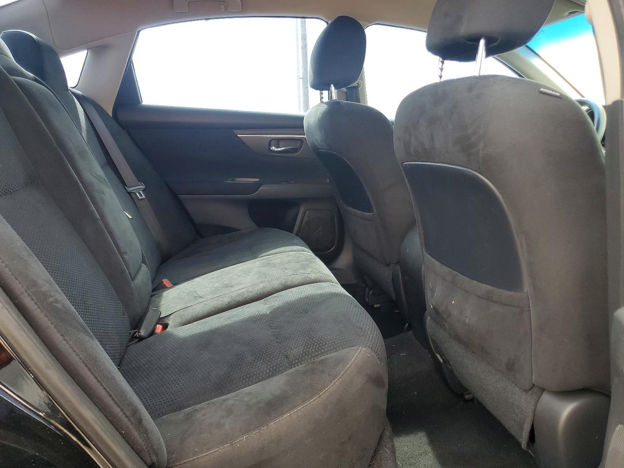 2015 Nissan Altima 2.5 S Черный vin: 1N4AL3AP5FN321302