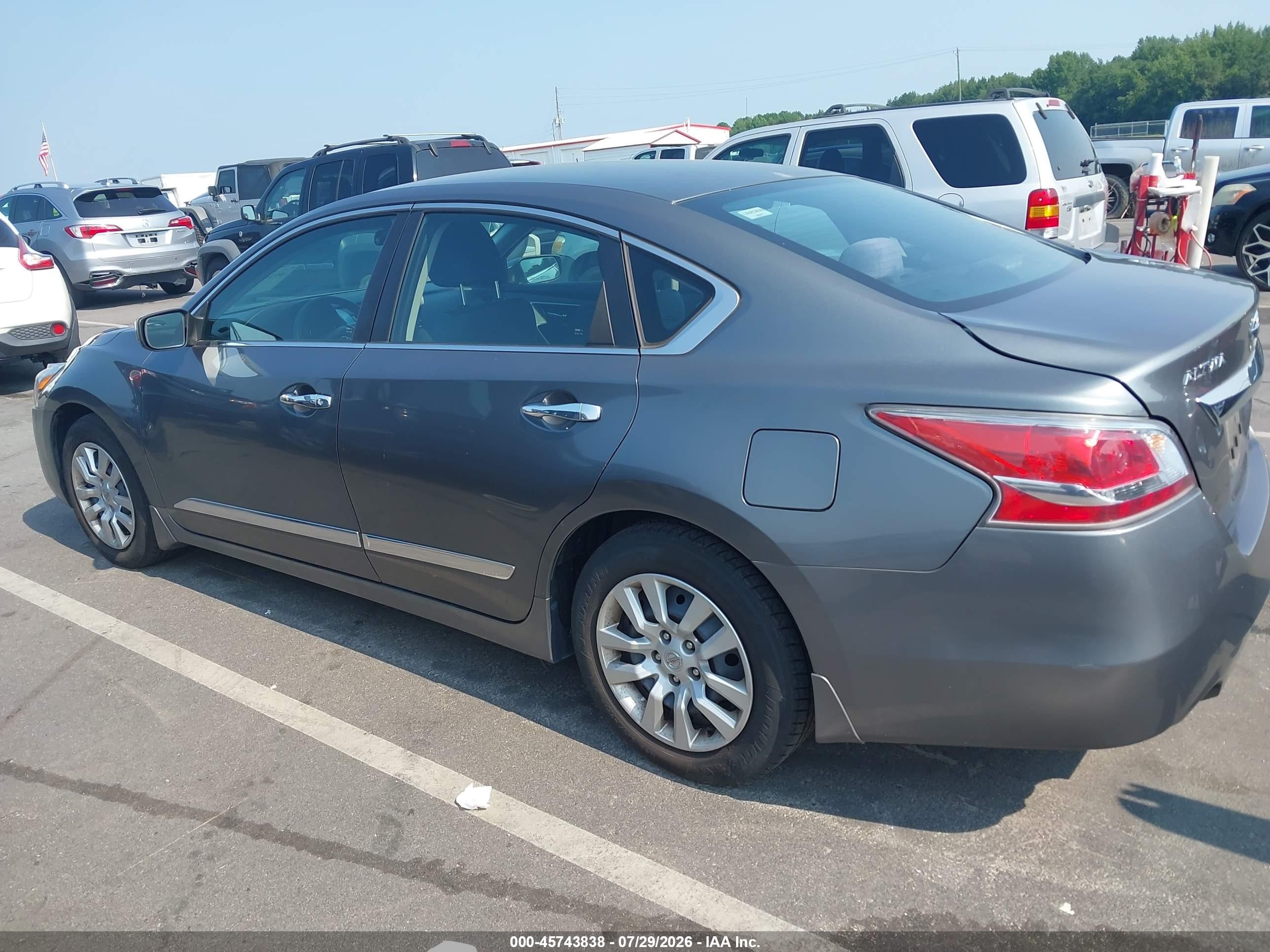 2015 Nissan Altima 2.5 S Gray vin: 1N4AL3AP5FN325432