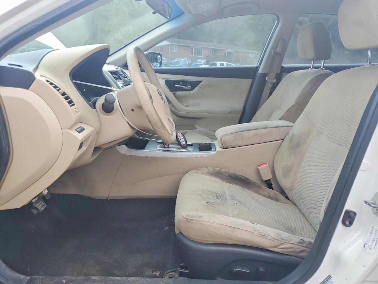 2015 Nissan Altima 2.5 S White vin: 1N4AL3AP5FN326578