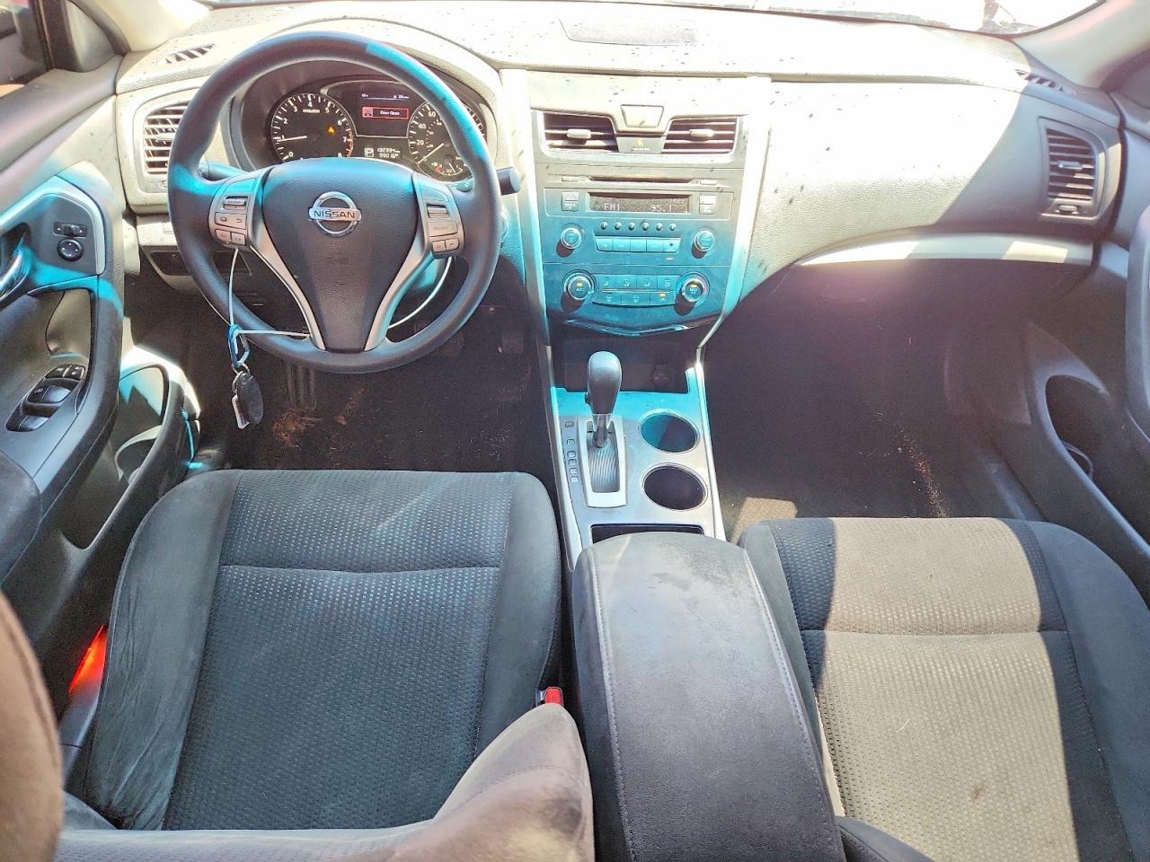 2015 Nissan Altima 2.5 S Red vin: 1N4AL3AP5FN329156