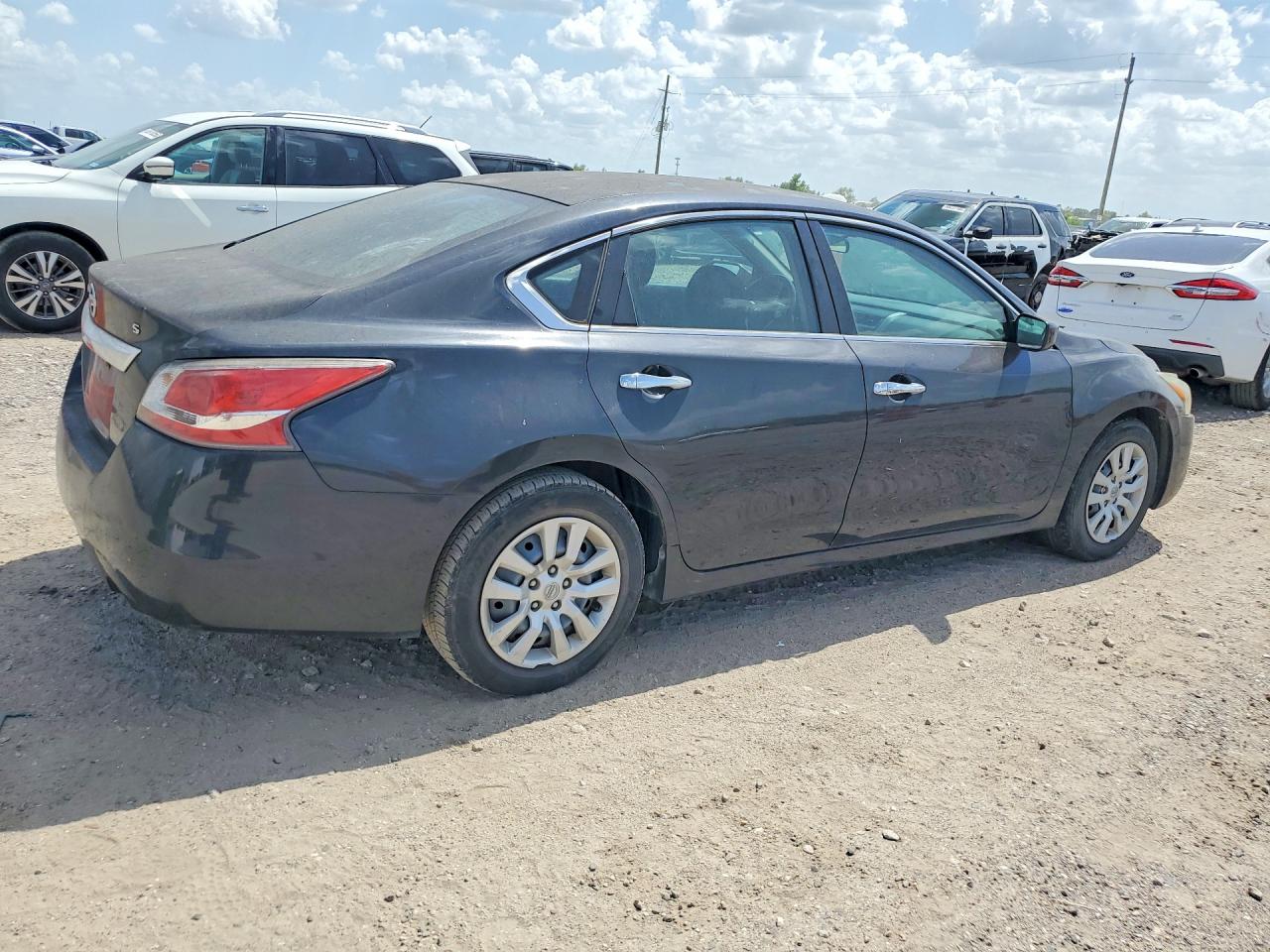 2015 Nissan Altima 2.5 S Black vin: 1N4AL3AP5FN338813