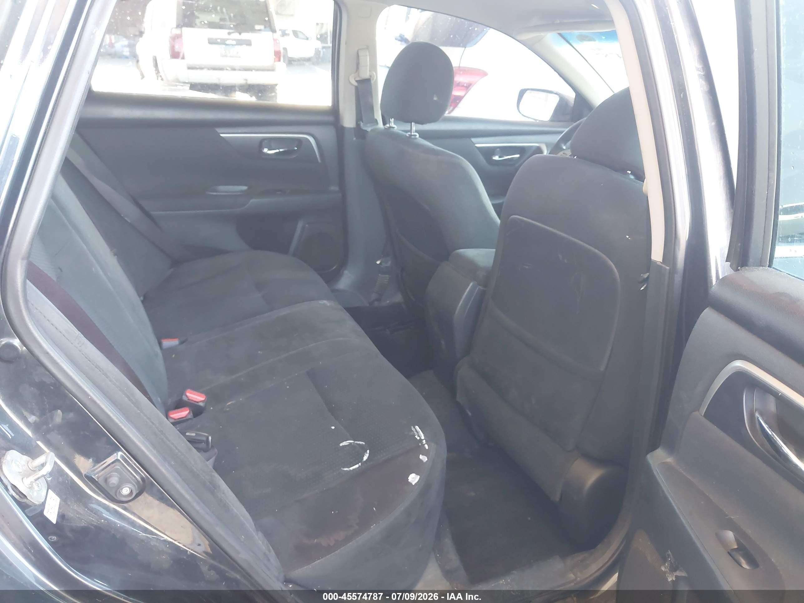 2015 Nissan Altima 2.5 S Black vin: 1N4AL3AP5FN342117