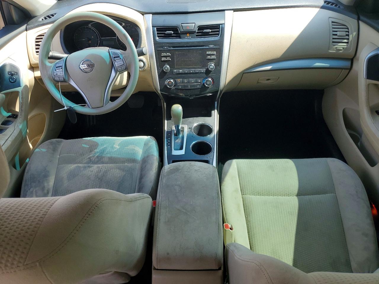 2015 Nissan Altima 2.5 S Red vin: 1N4AL3AP5FN342604