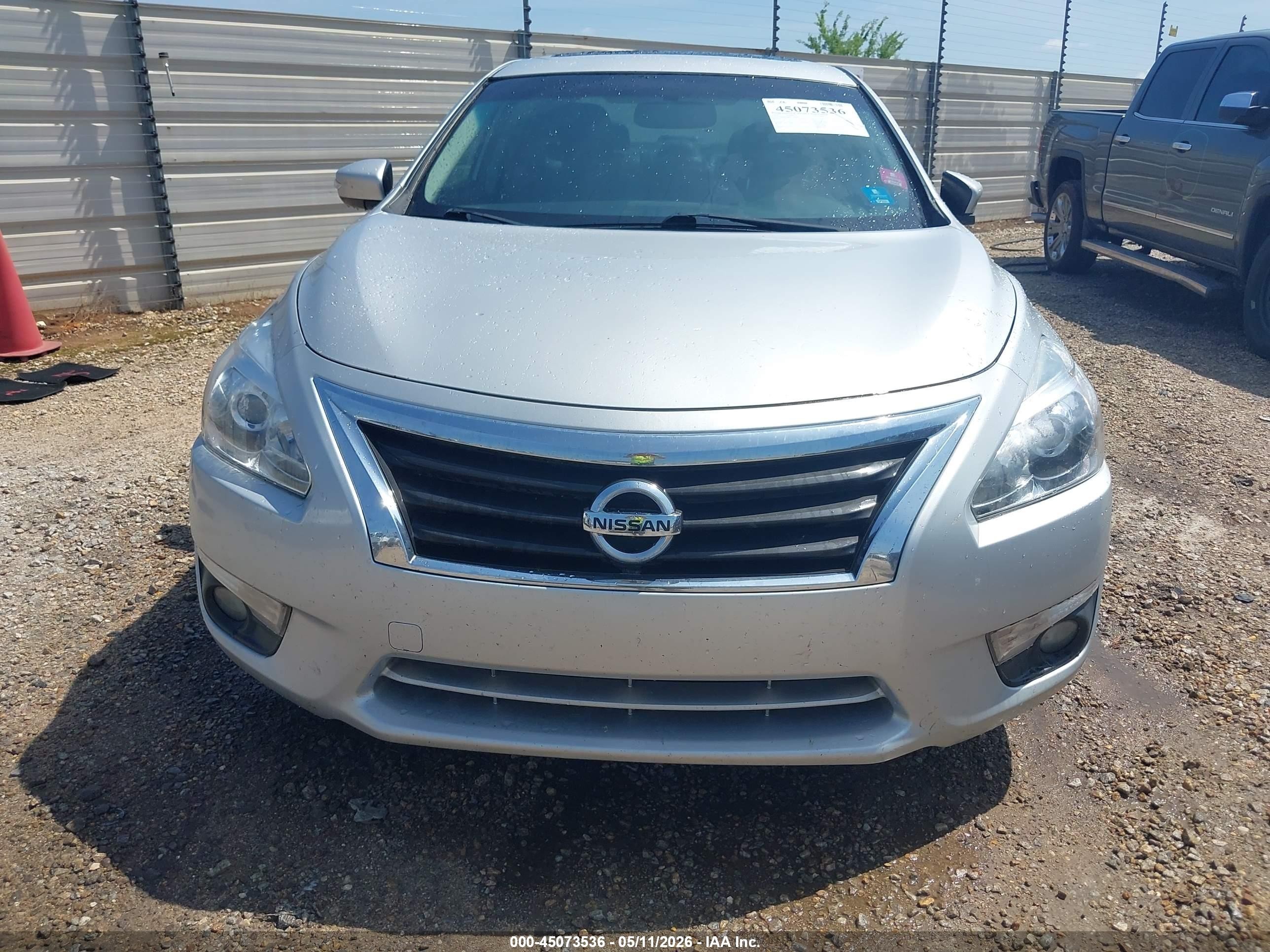 2015 Nissan Altima 2.5 Sl Серебряный vin: 1N4AL3AP5FN350556