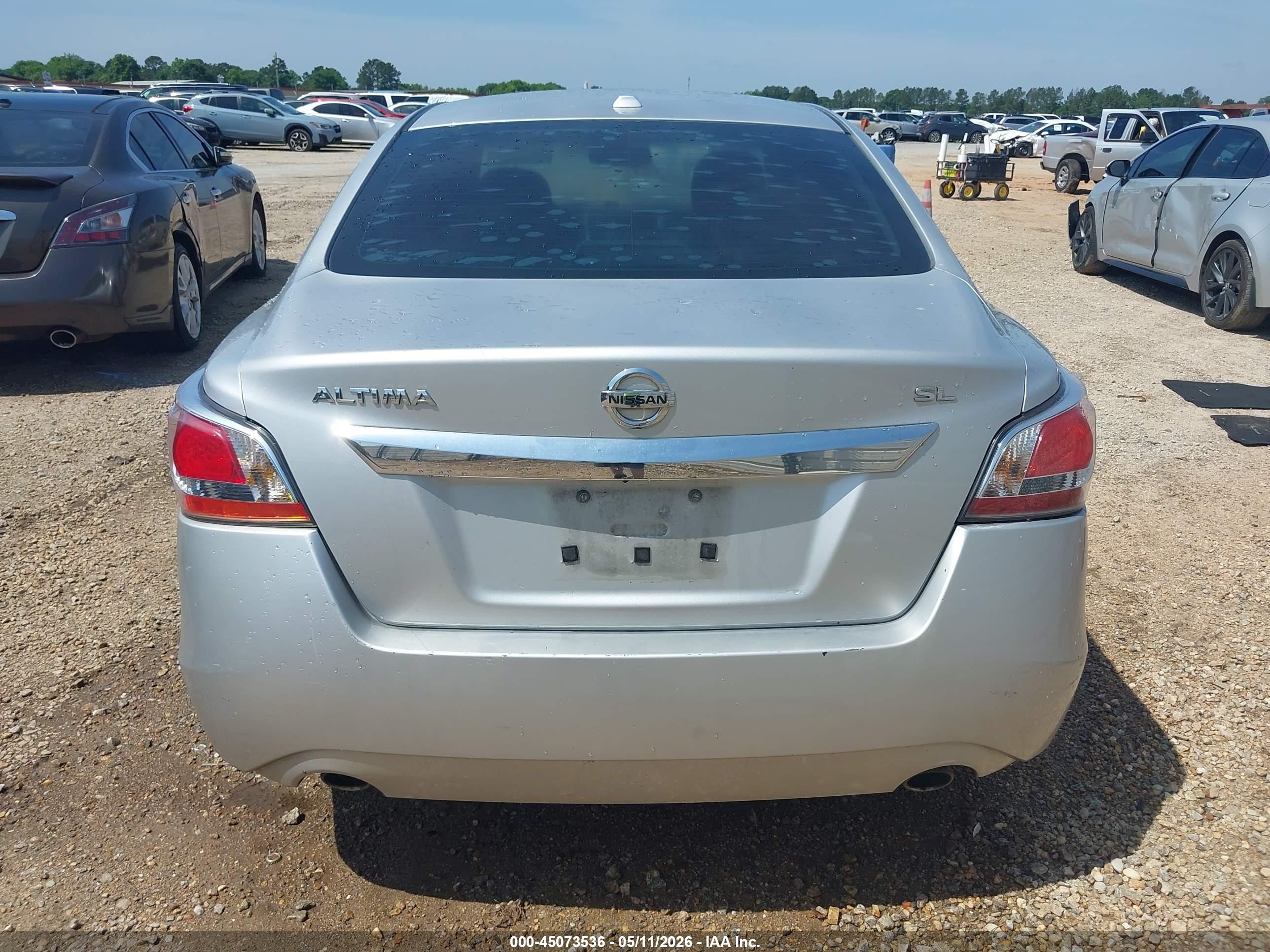 2015 Nissan Altima 2.5 Sl Серебряный vin: 1N4AL3AP5FN350556