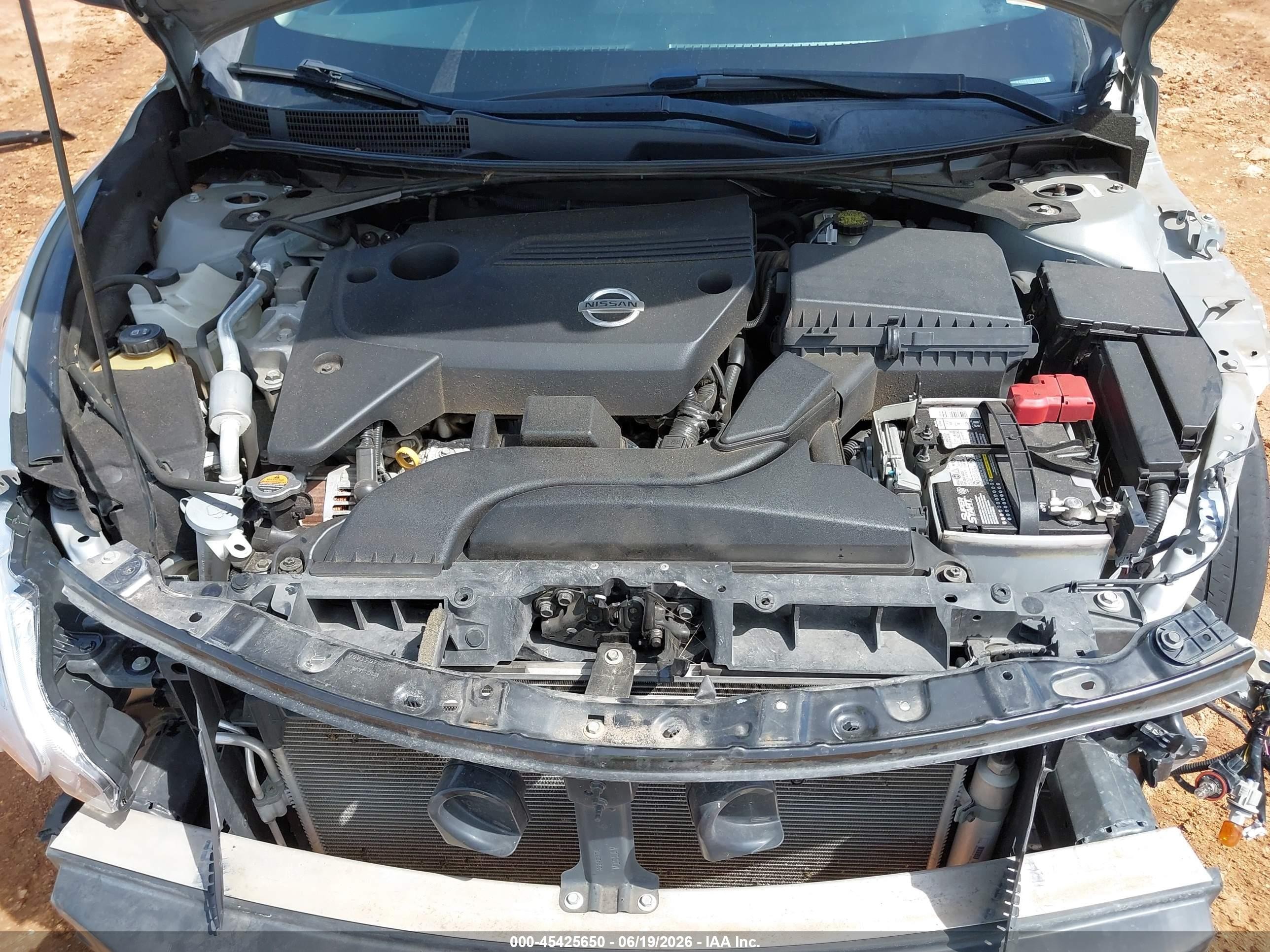 2015 Nissan Altima 2.5 S Silver vin: 1N4AL3AP5FN354011