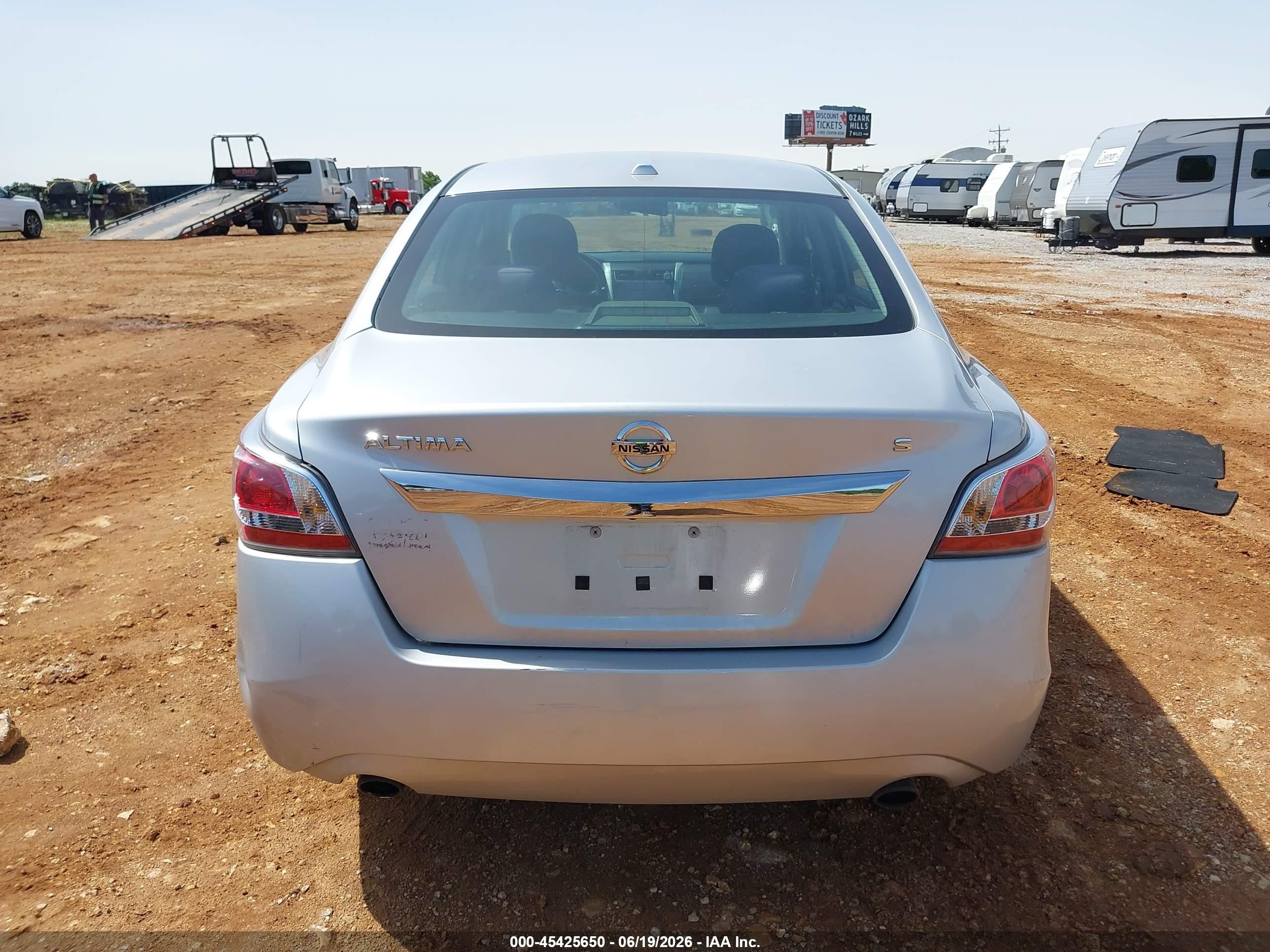 2015 Nissan Altima 2.5 S Silver vin: 1N4AL3AP5FN354011
