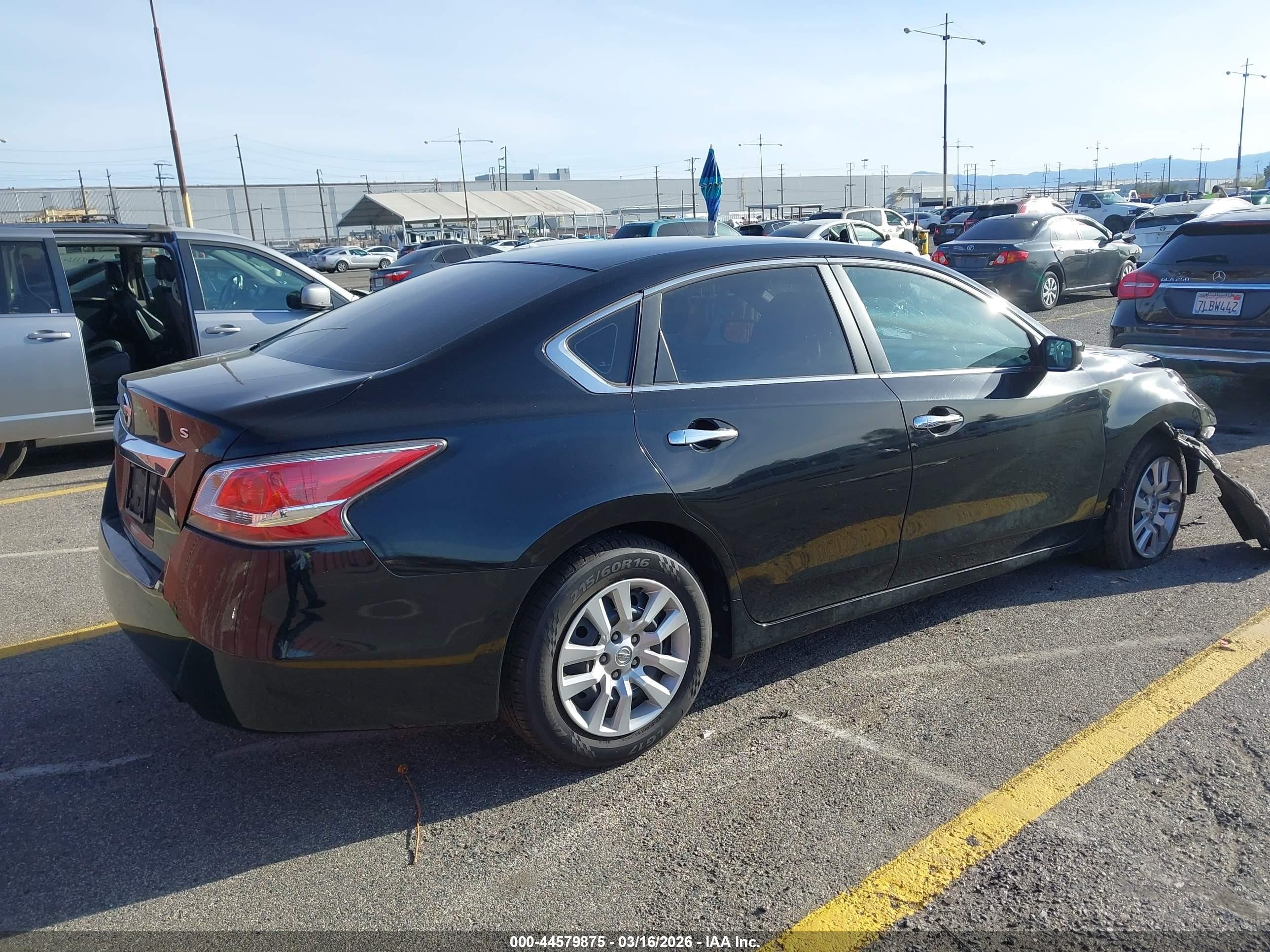 2015 Nissan Altima 2.5 S Black vin: 1N4AL3AP5FN371634